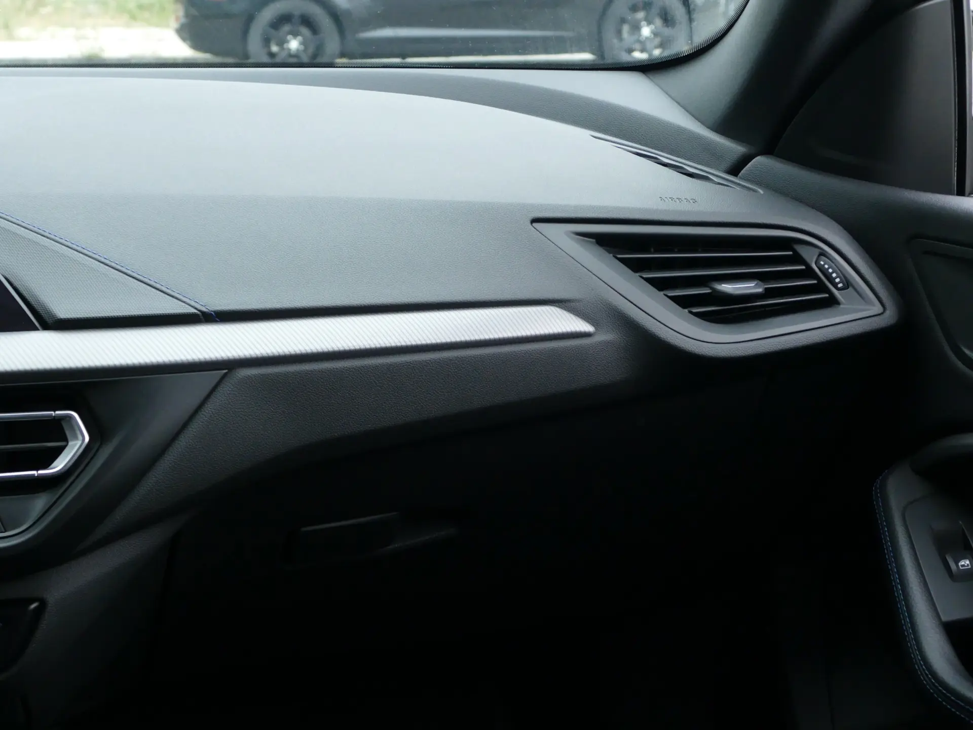 BMW 216 Gran Coupé d Pack Desportivo M 33