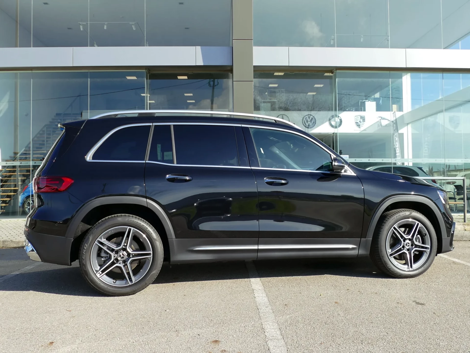 Mercedes-Benz GLB 180 d AMG Line 7