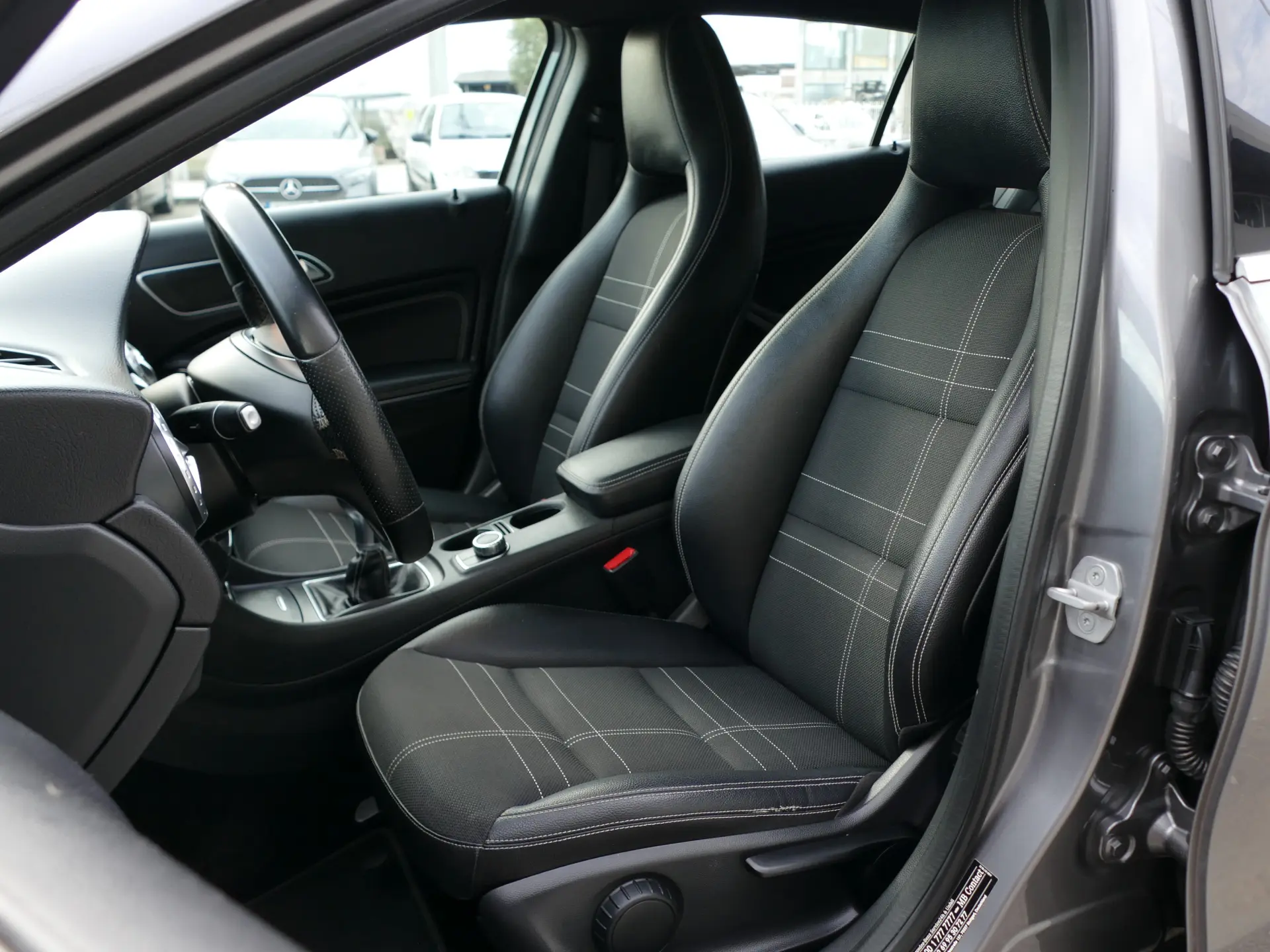 Mercedes-Benz GLA 180 CDi Urban 22