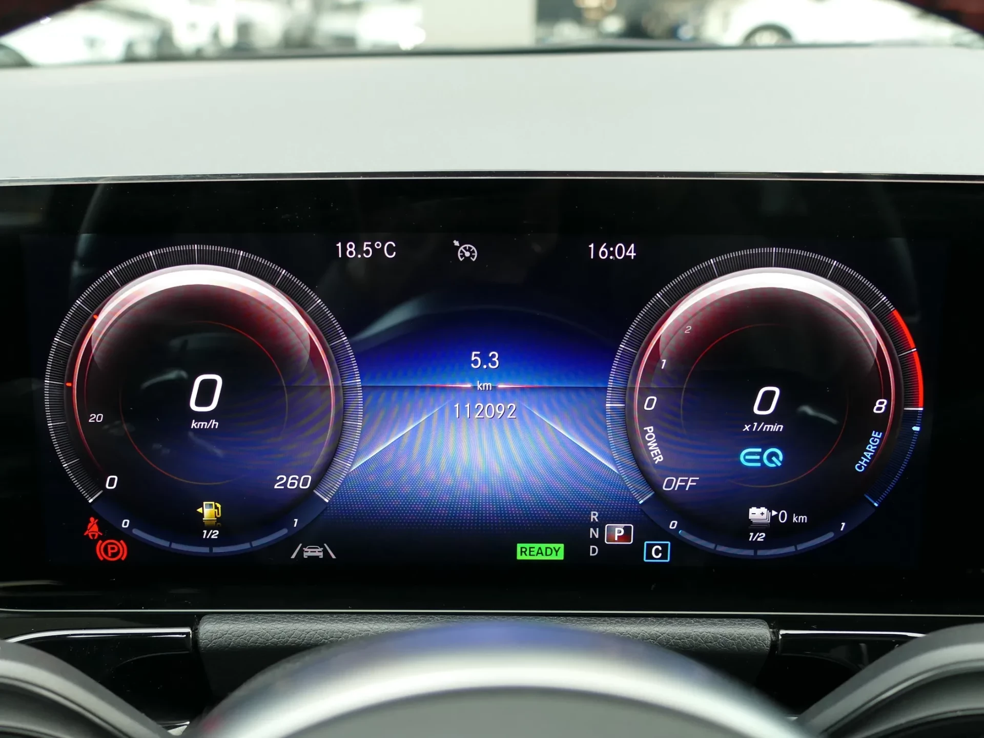 Mercedes-Benz GLA 250 e AMG Line 11