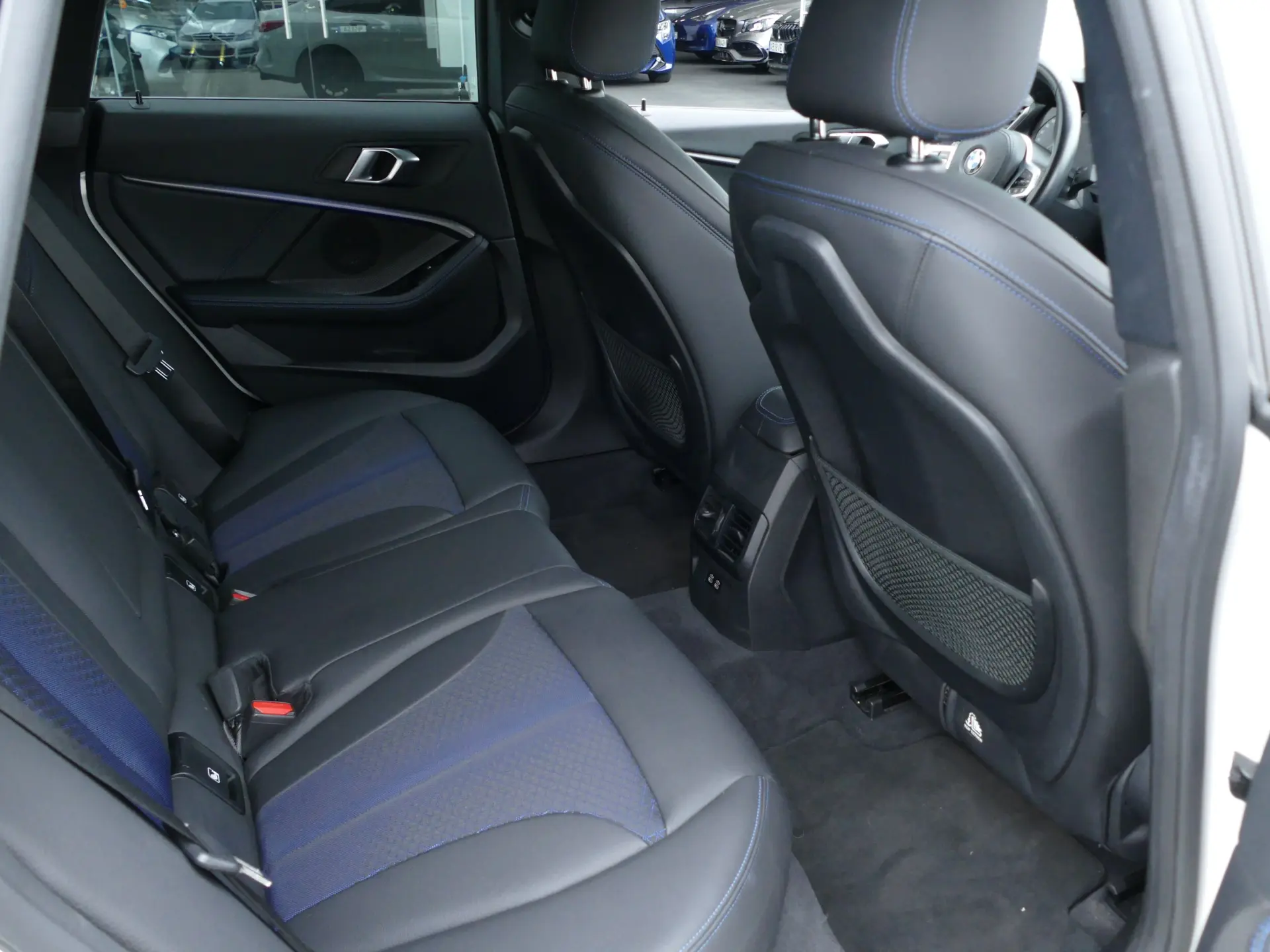 BMW 216 Gran Coupé d Pack Desportivo M 29