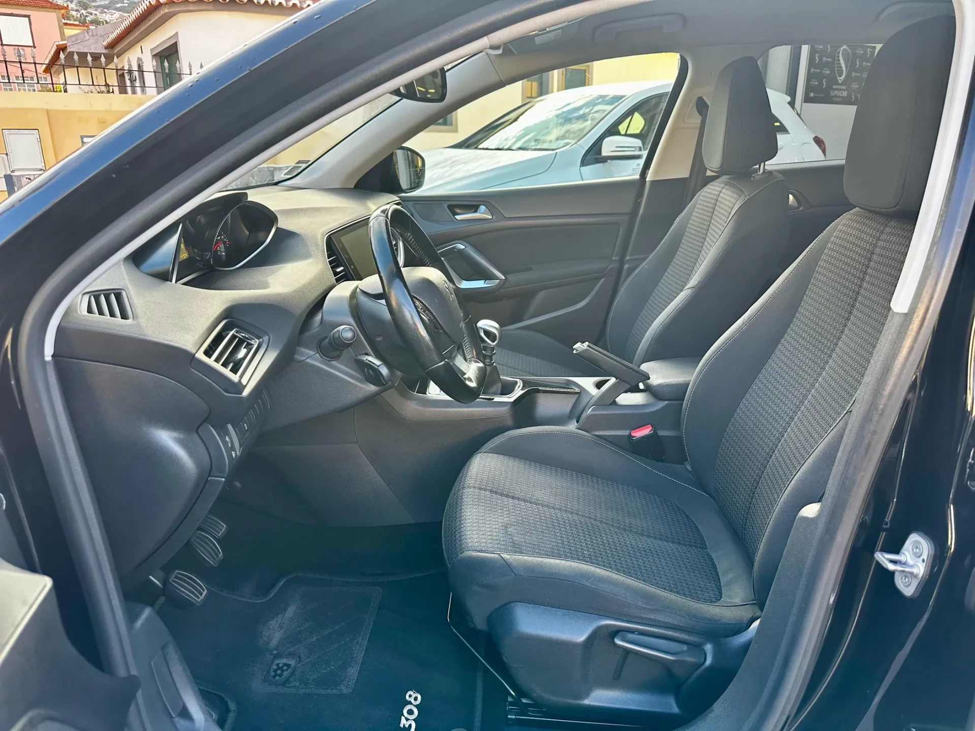 Peugeot 308 1.5 BlueHDi Style 7