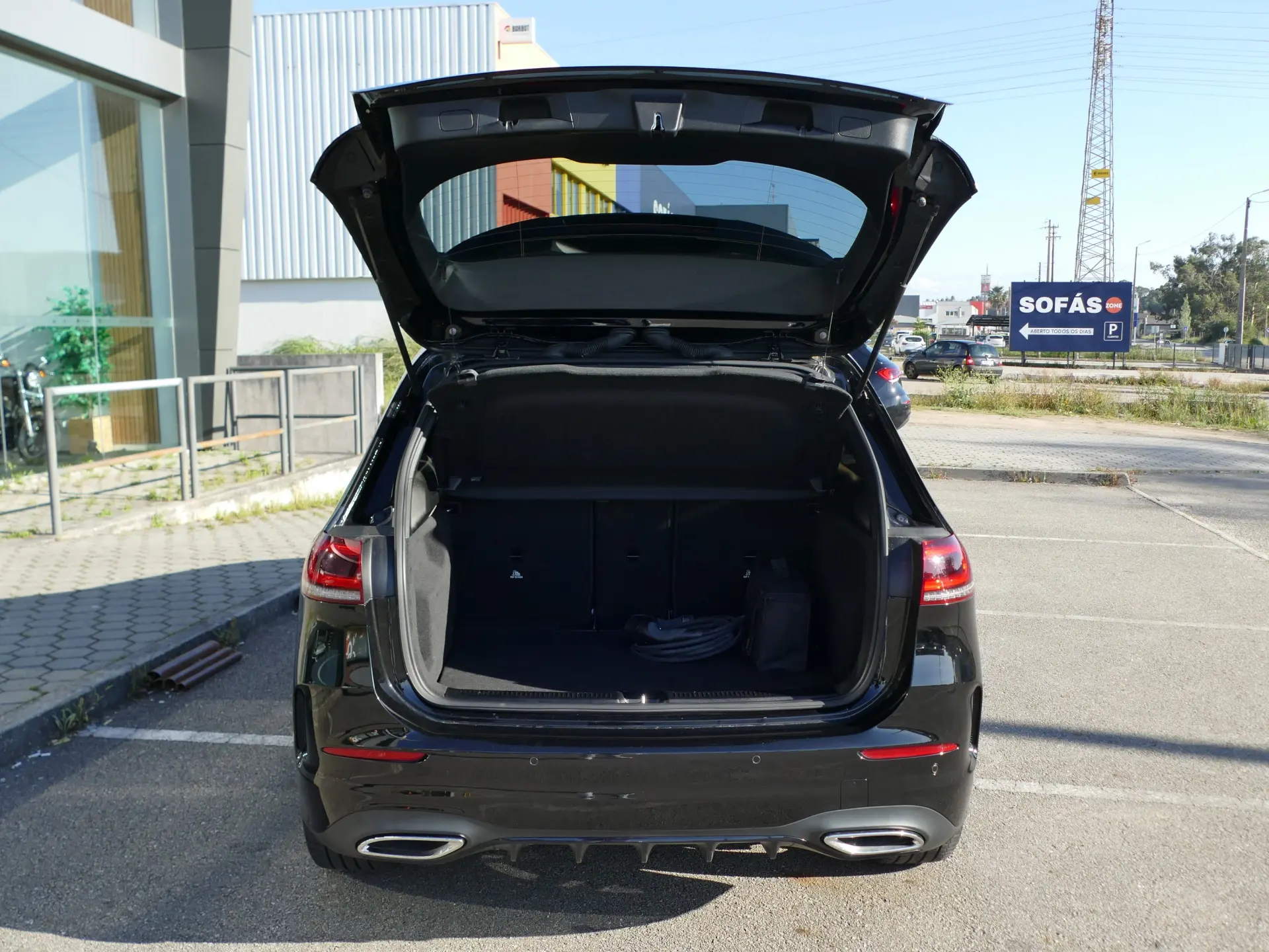 Mercedes-Benz B 250 e AMG Line 13