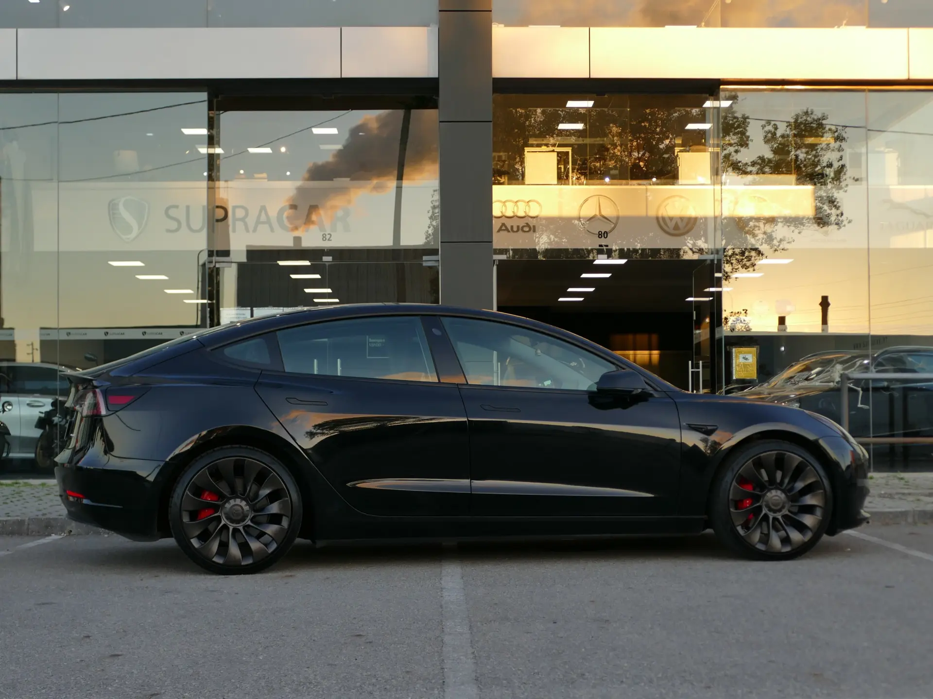 Tesla Model 3 Performance Dual Motor AWD 17