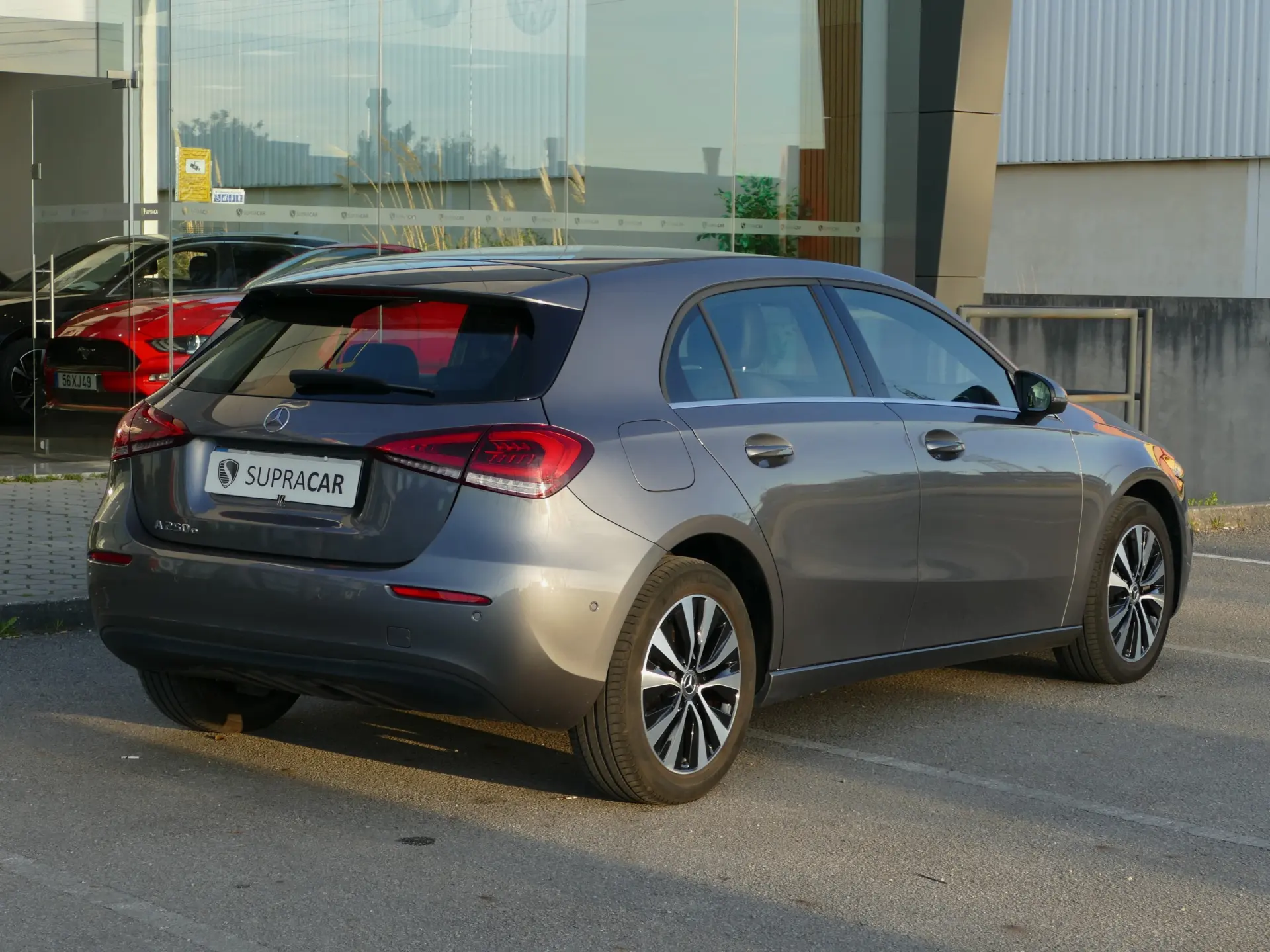 Mercedes-Benz A 250 e Style Plus 3