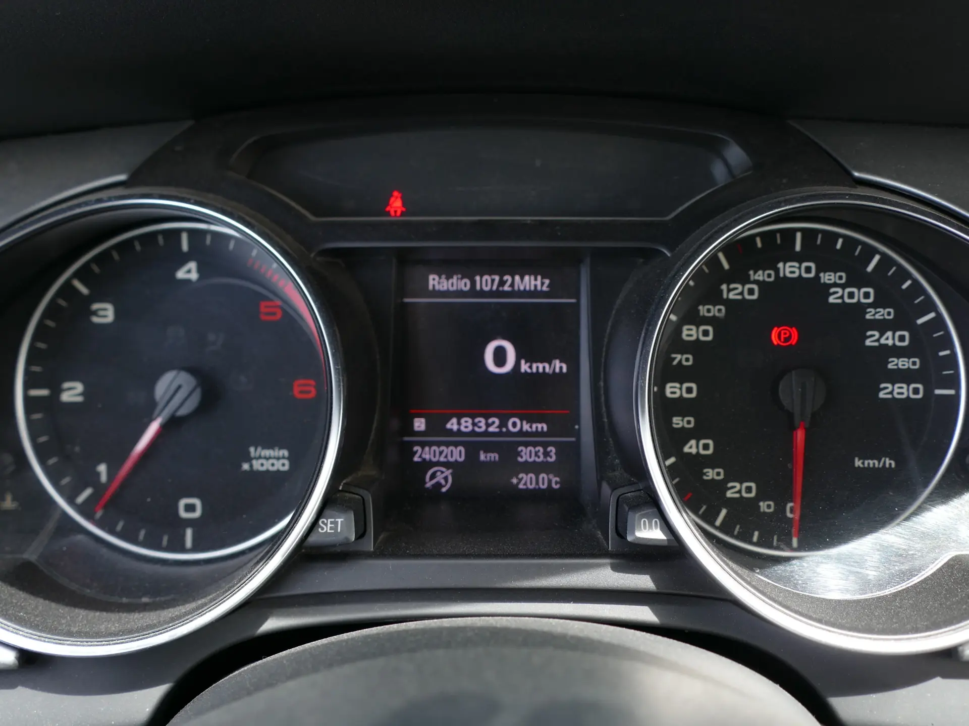 Audi A5 Cabrio 2.0 TDi S-line 20