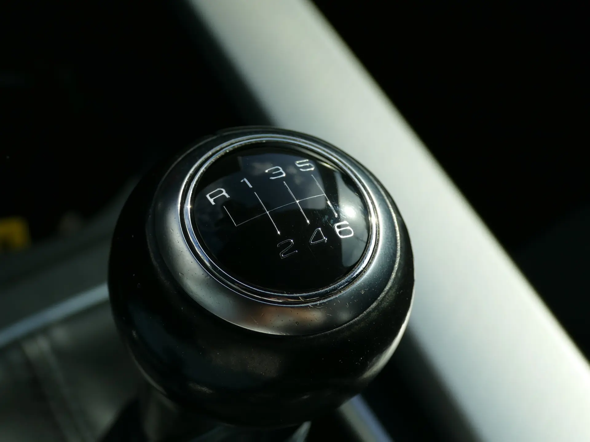 Audi A4 Avant 2.0 TDI Advance 25
