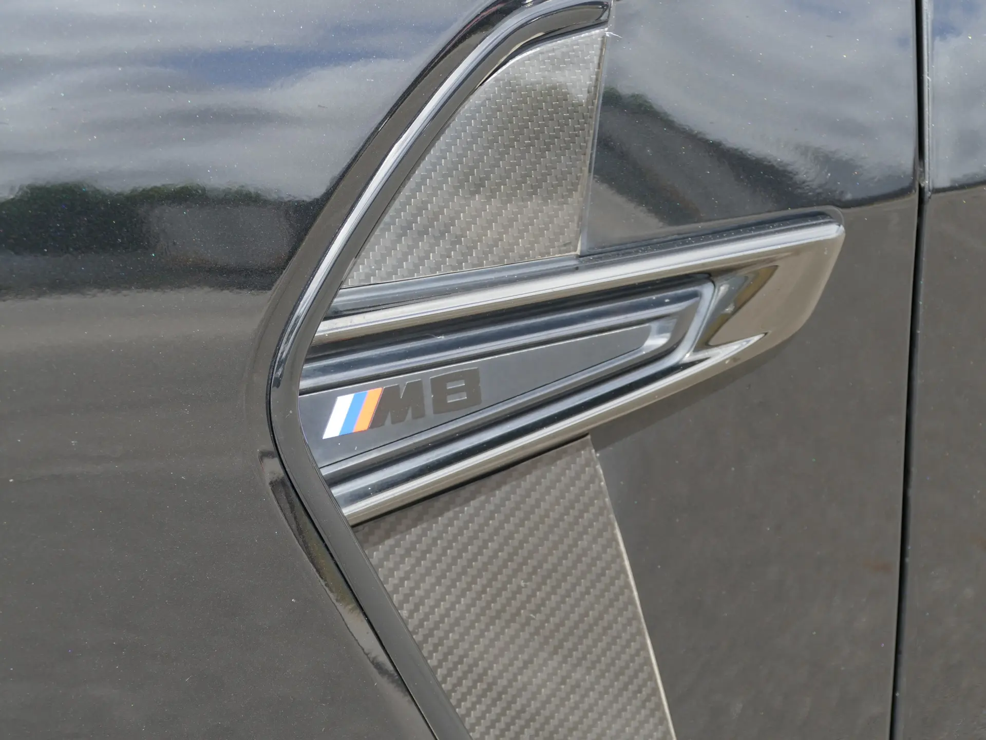 BMW M8 Competition 15