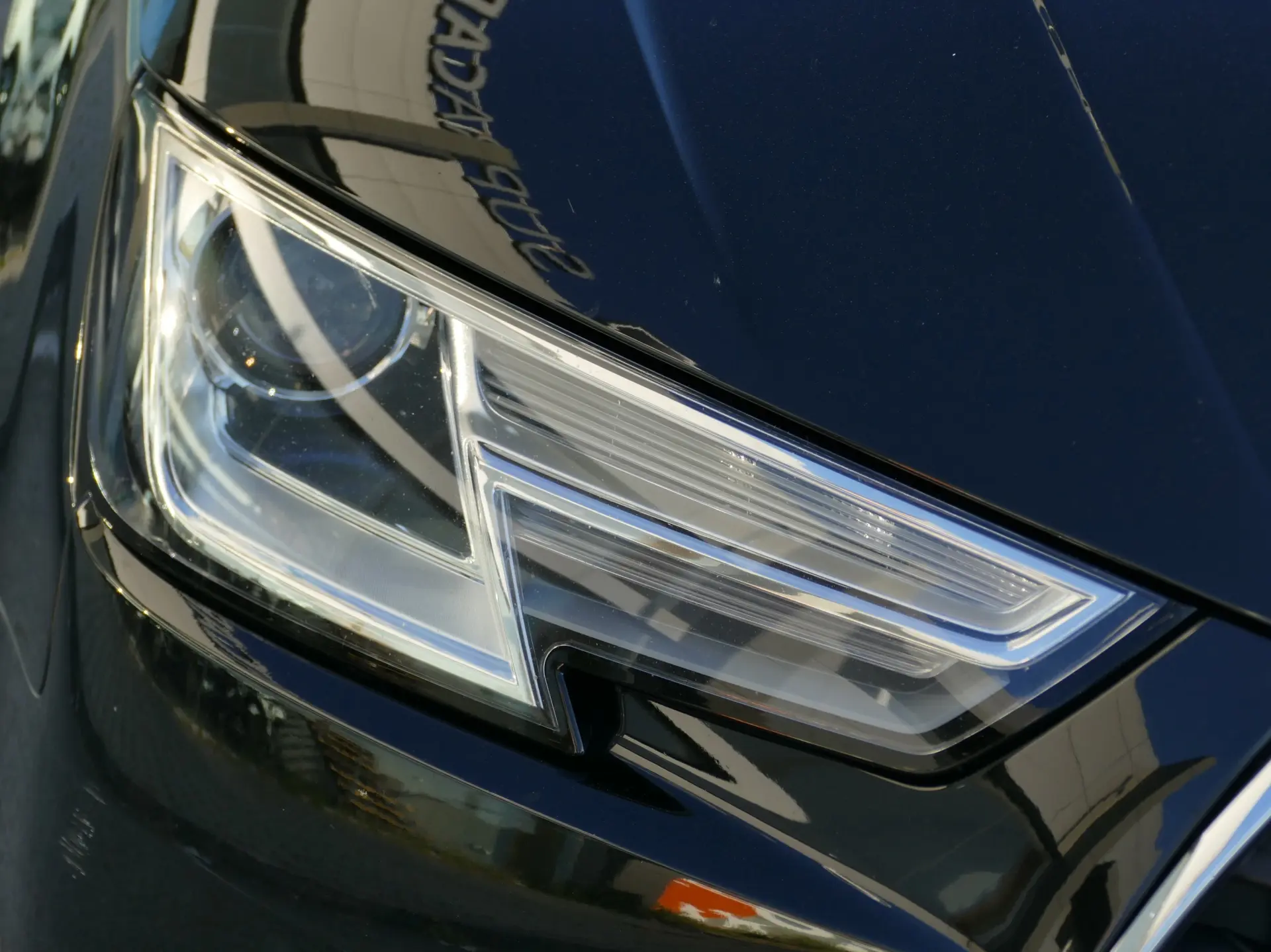 Audi A4 Avant 2.0 TDI 10