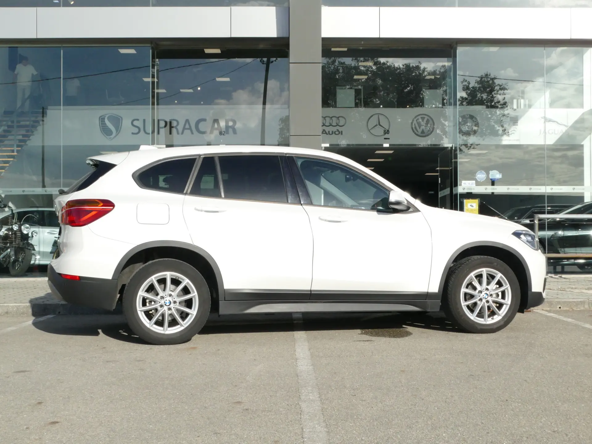 BMW X1 16 d sDrive Advantage 17