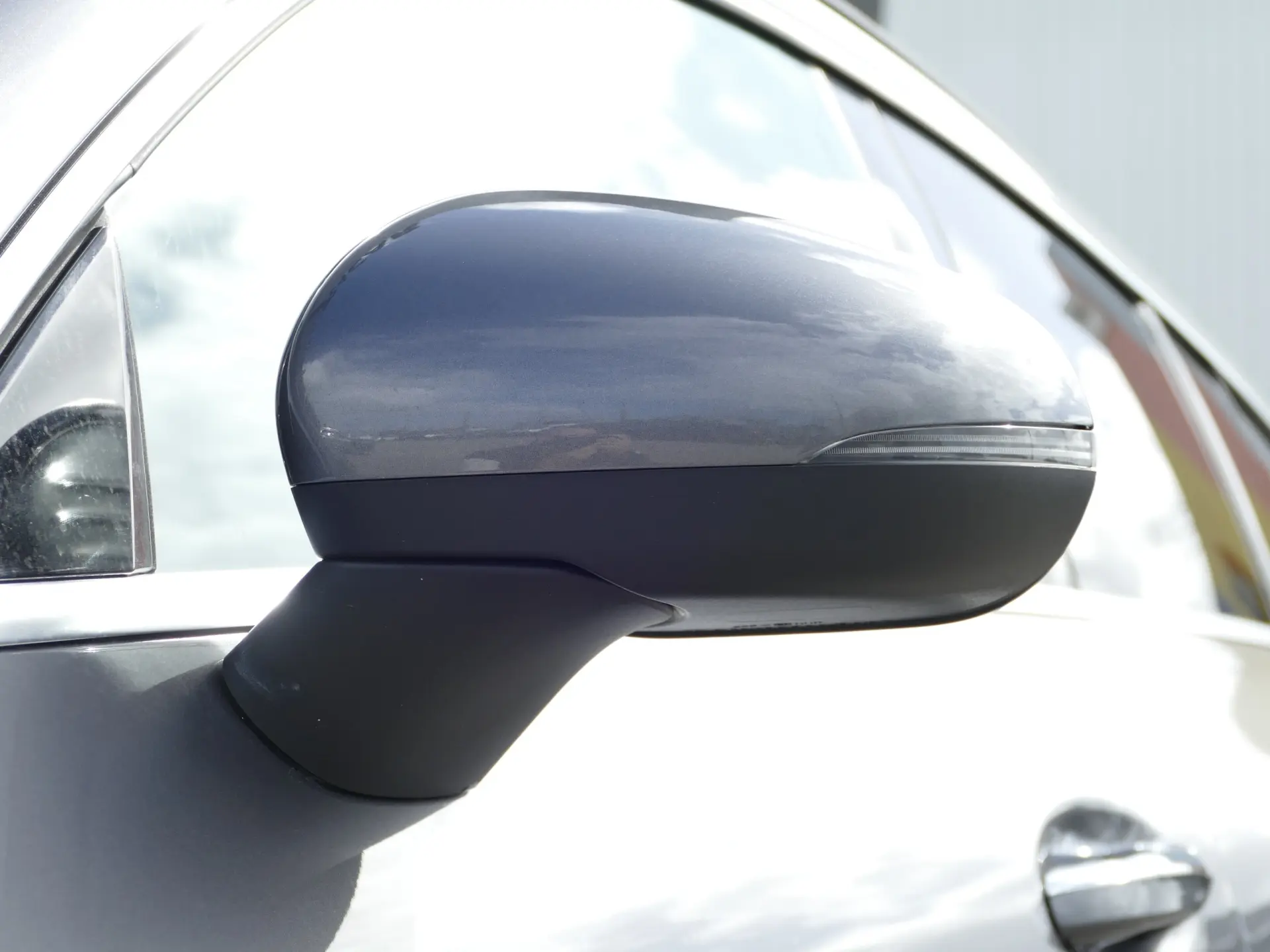 Mercedes-Benz CLA 250 e Shooting Brake AMG Line 9