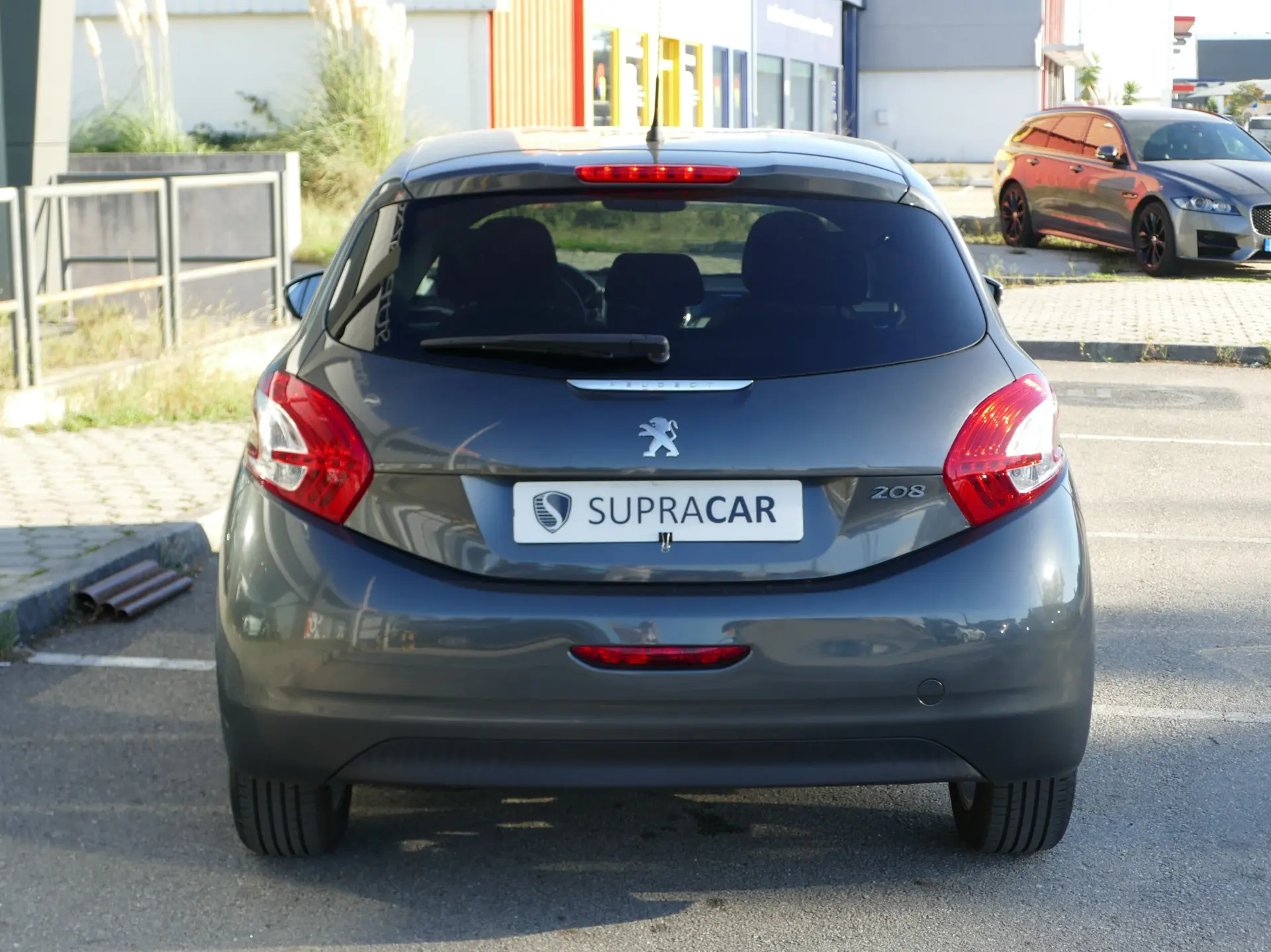 Peugeot 208 1.4 HDi Active 5