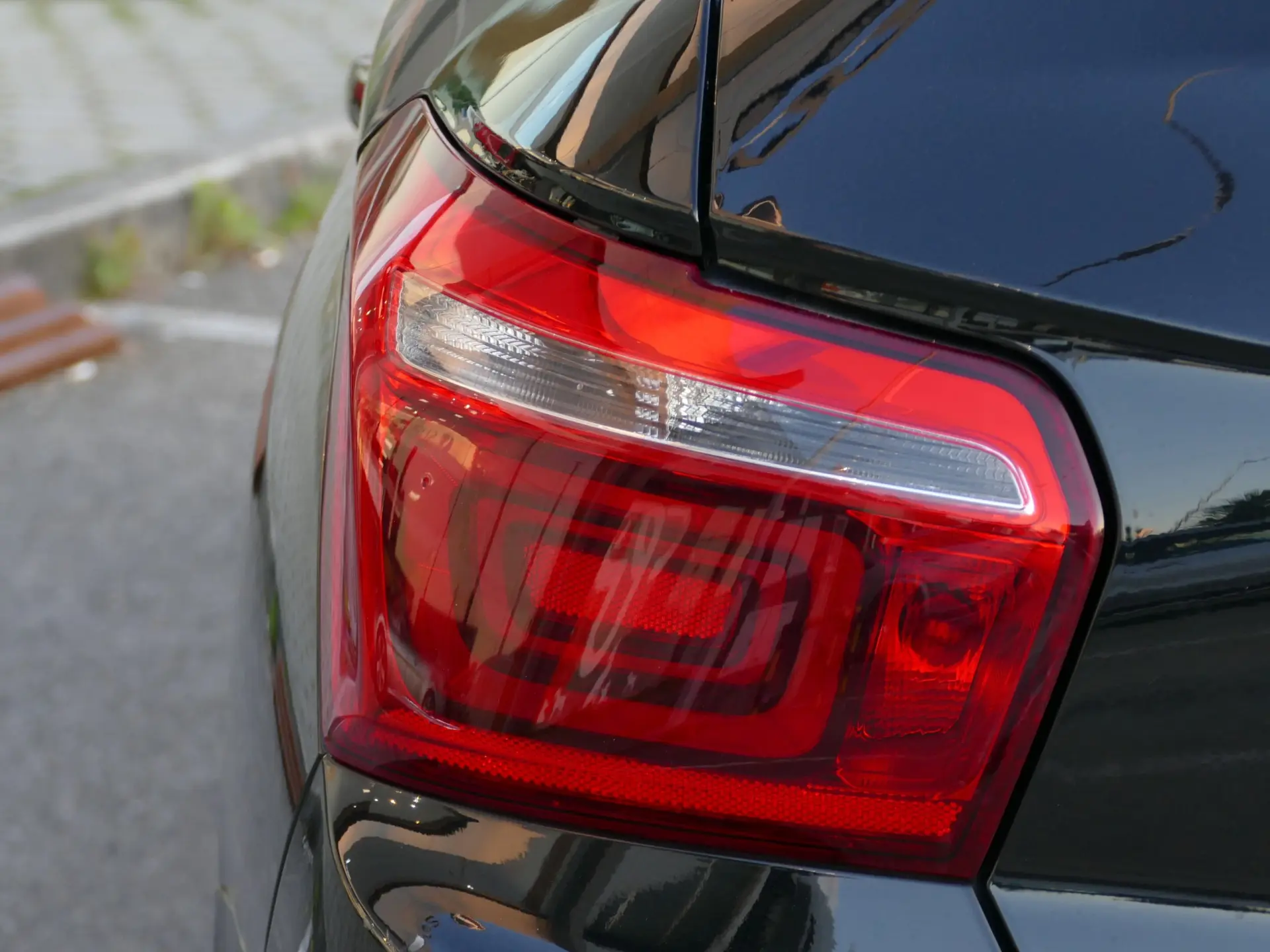 Citroen C-Elysée 1.5 BlueHDi Shine 11