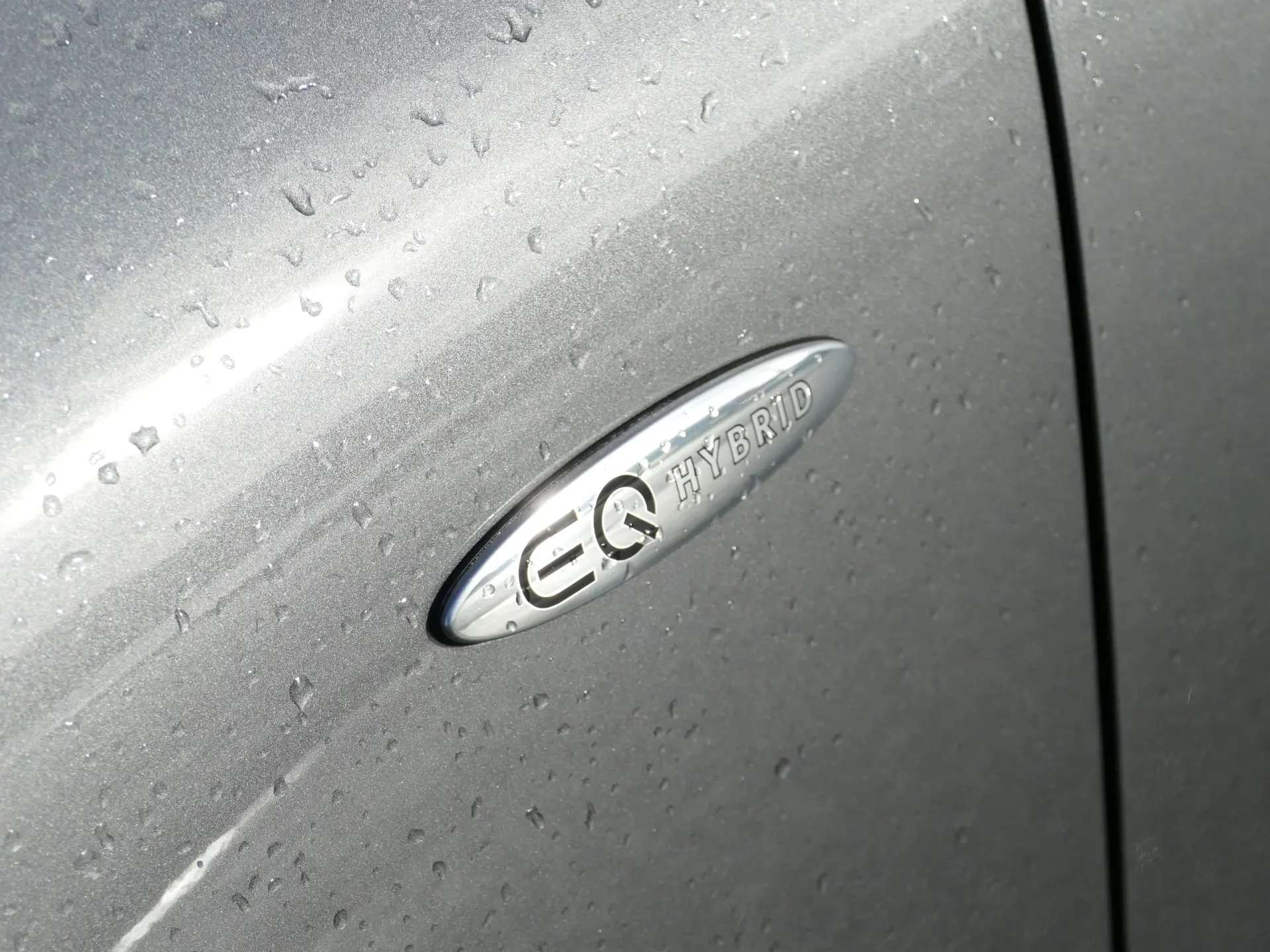 Mercedes-Benz GLA 250 e AMG Line 8