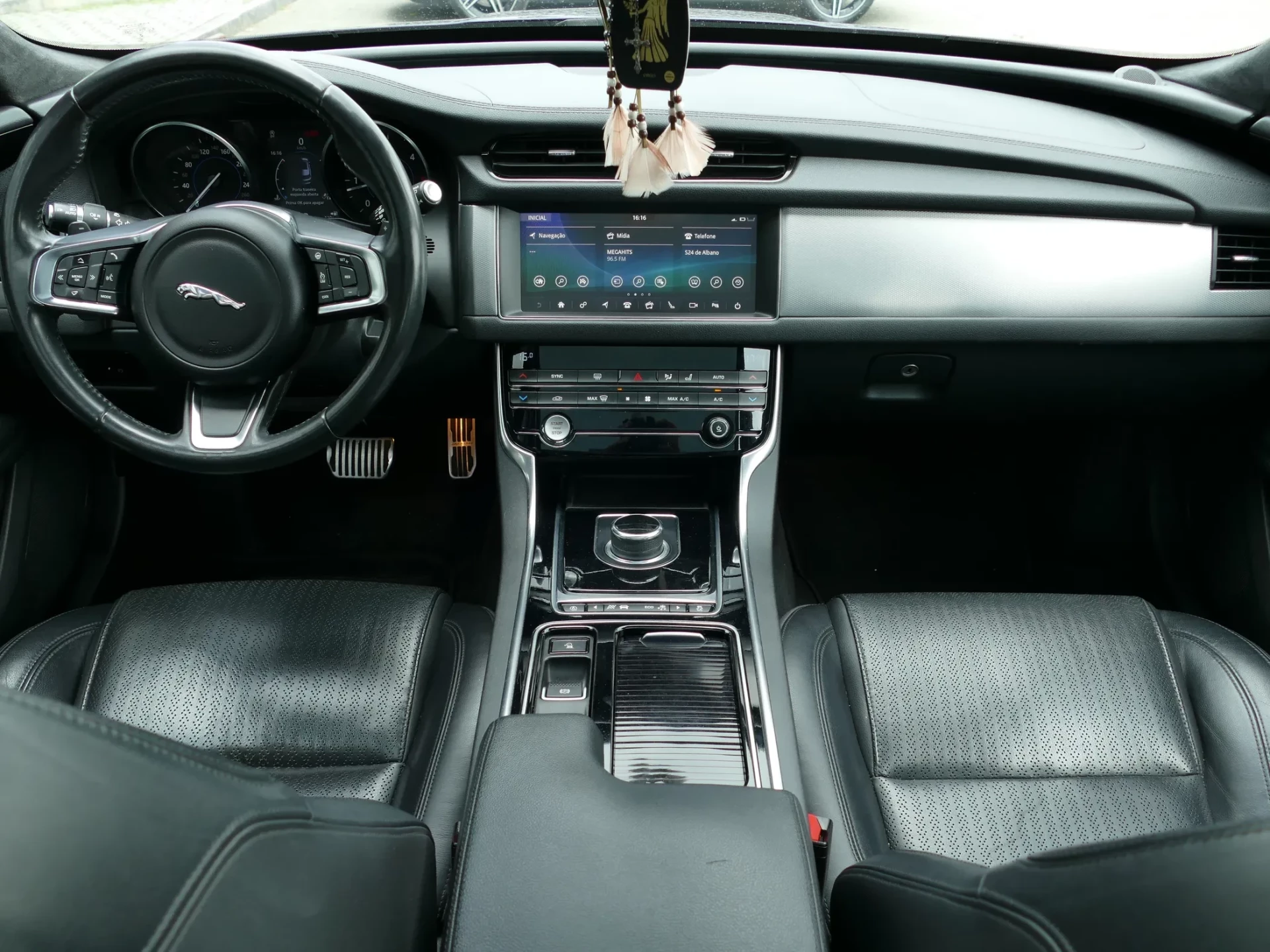 Jaguar XF Sportbrake 2.0 D Prestige Aut. 34