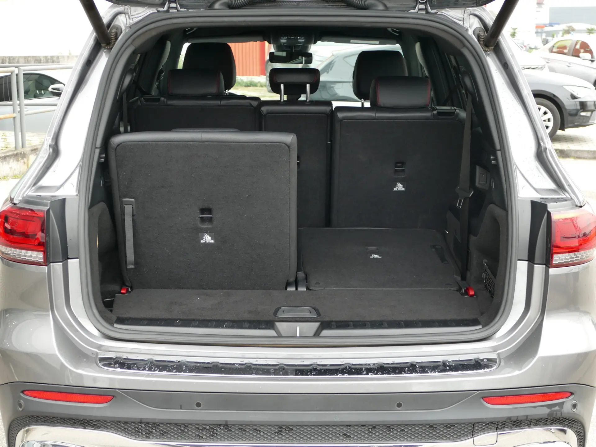 Mercedes-Benz GLB 180 d AMG Line 12