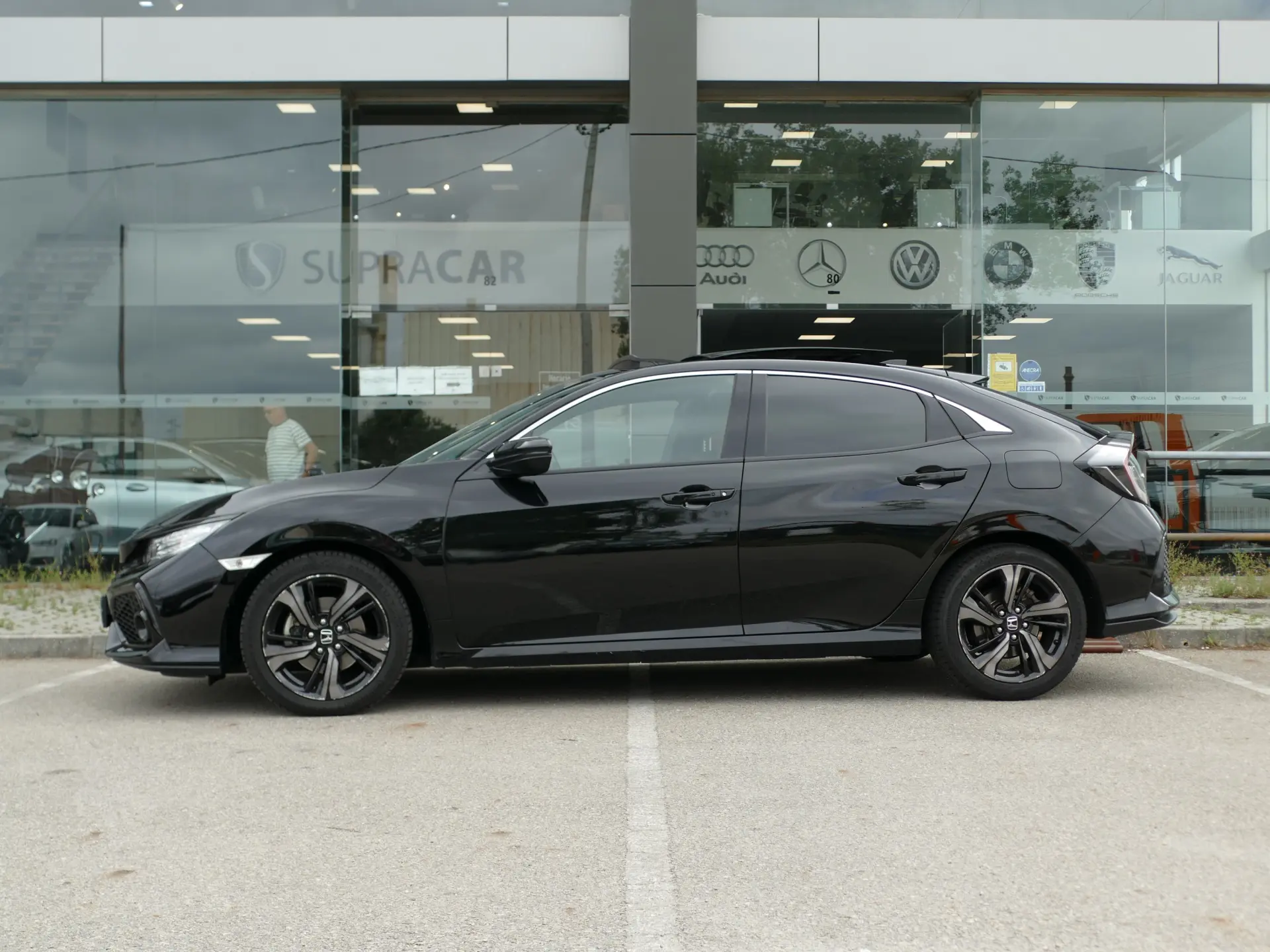 Honda Civic 1.6 i-DTEC Executive Premium 9AT 18