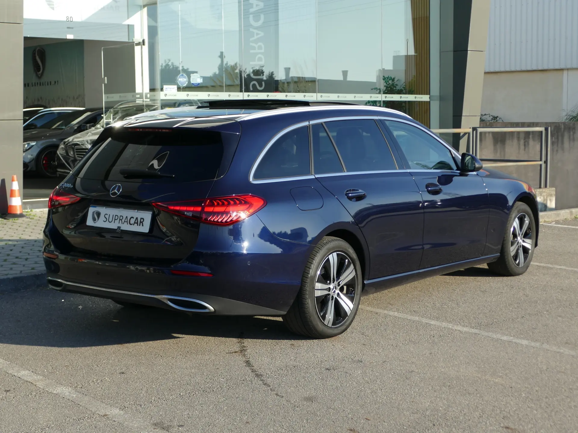 Mercedes-Benz C 300 e Avantgarde 4