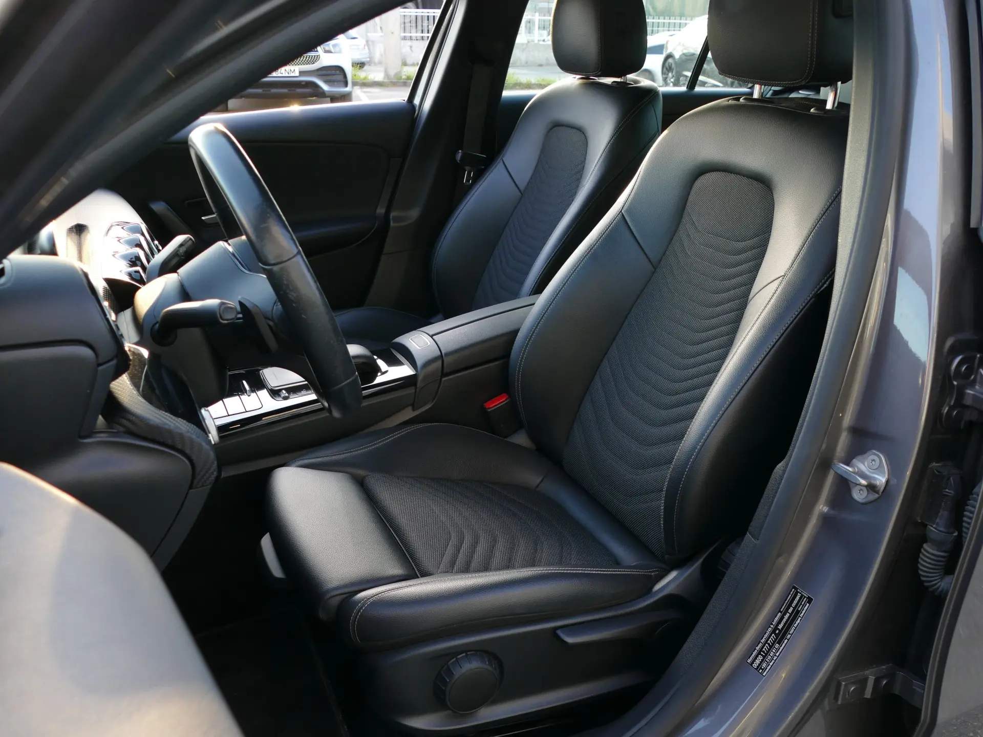 Mercedes-Benz A 250 e Style Plus 26