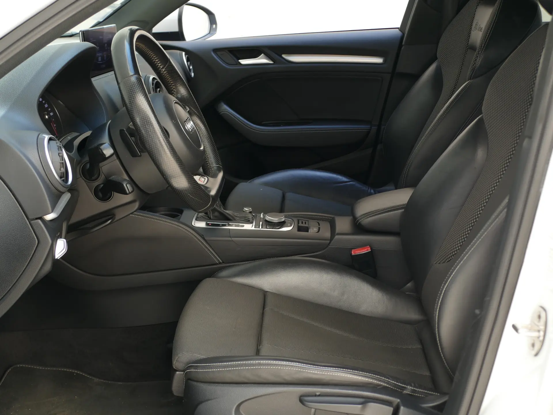 Audi A3 Limousine 1.6 TDI S-line S tronic 27