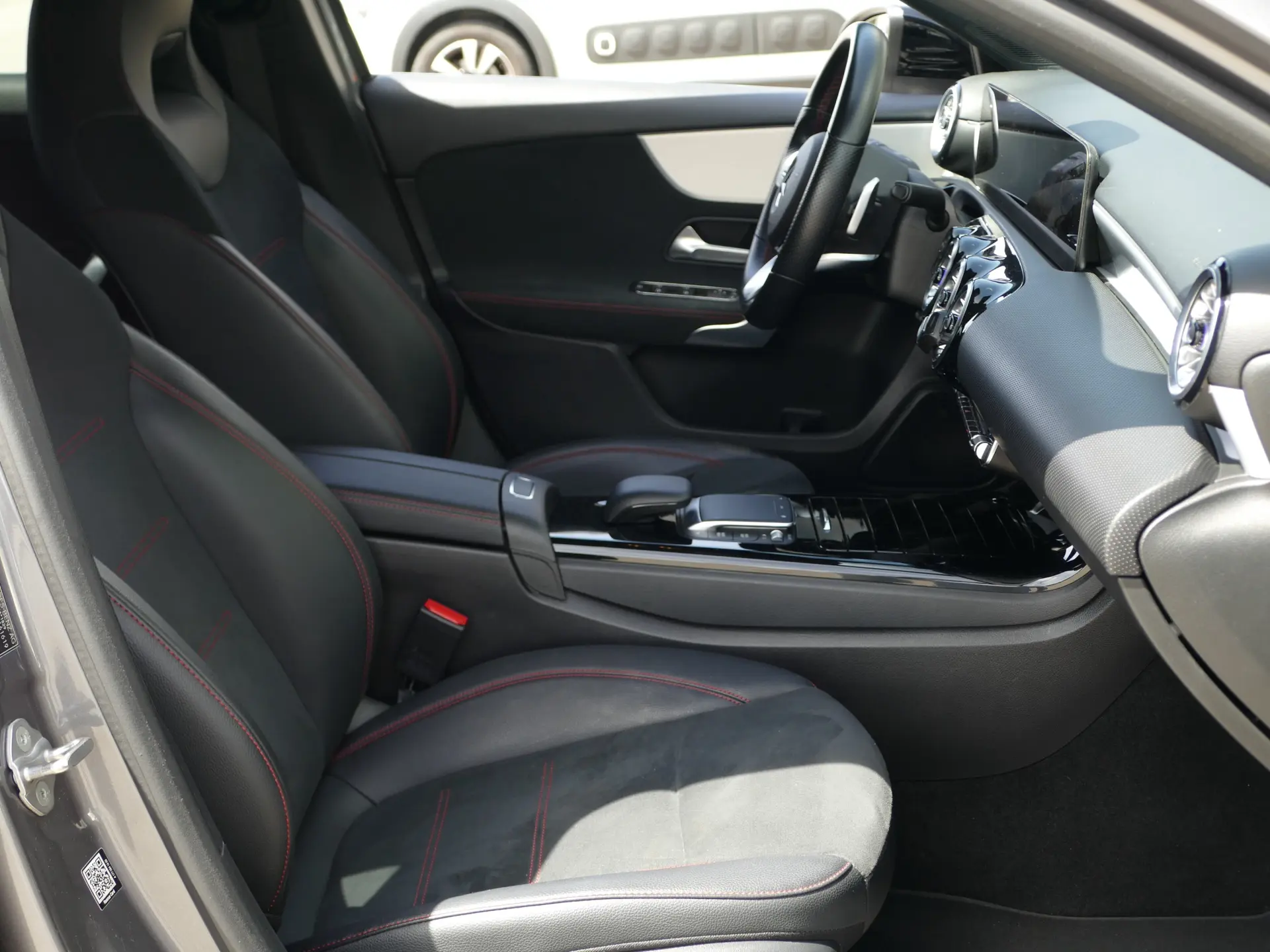 Mercedes-Benz A 180 d AMG Line Aut. 30