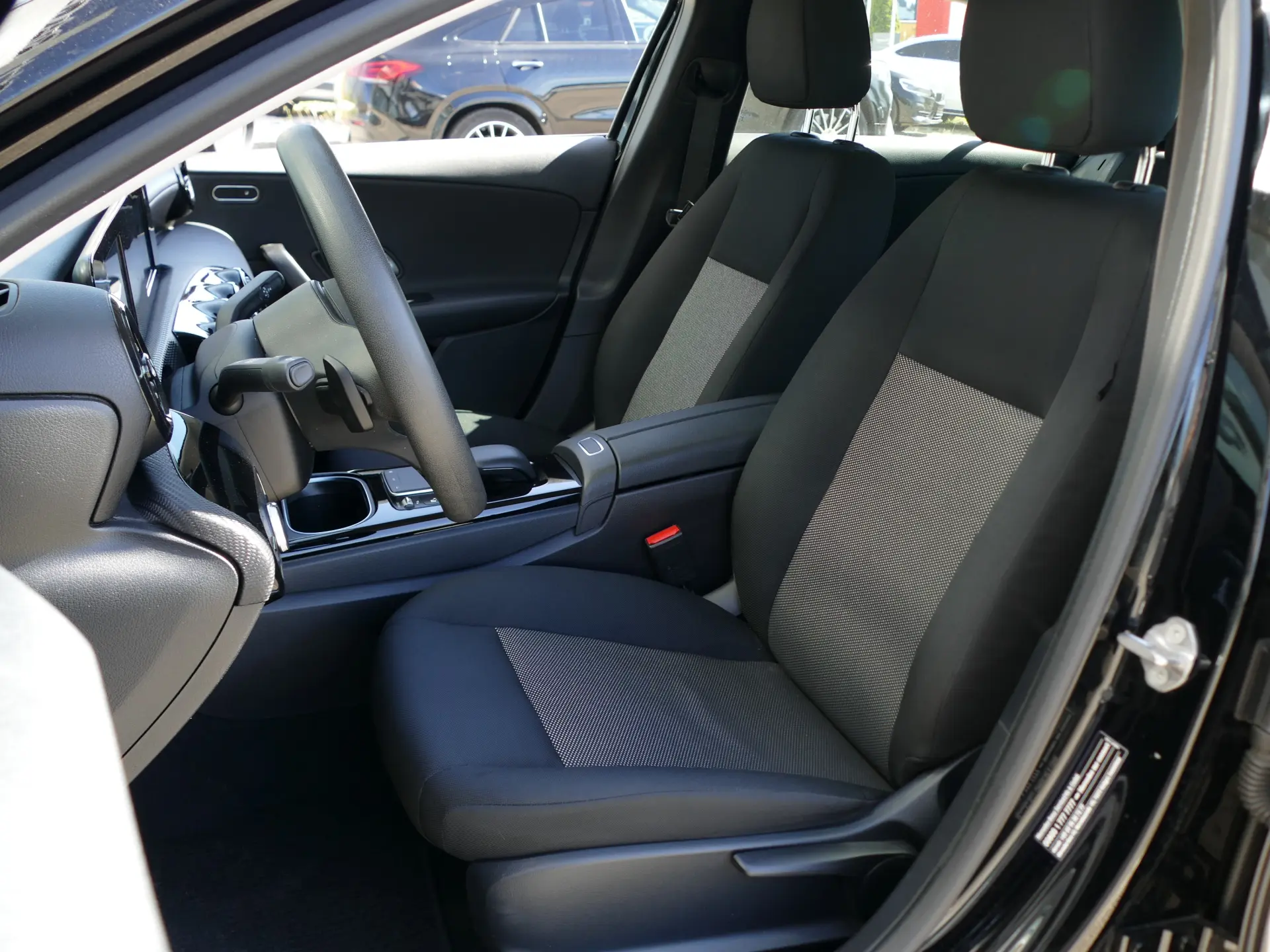 Mercedes-Benz A 250 Limousine e Style Plus 25