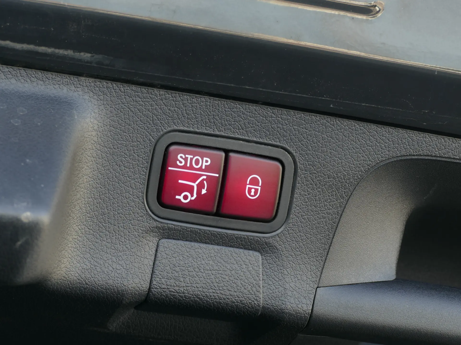 Mercedes-Benz CLA 250 e Shooting Brake AMG Line 14