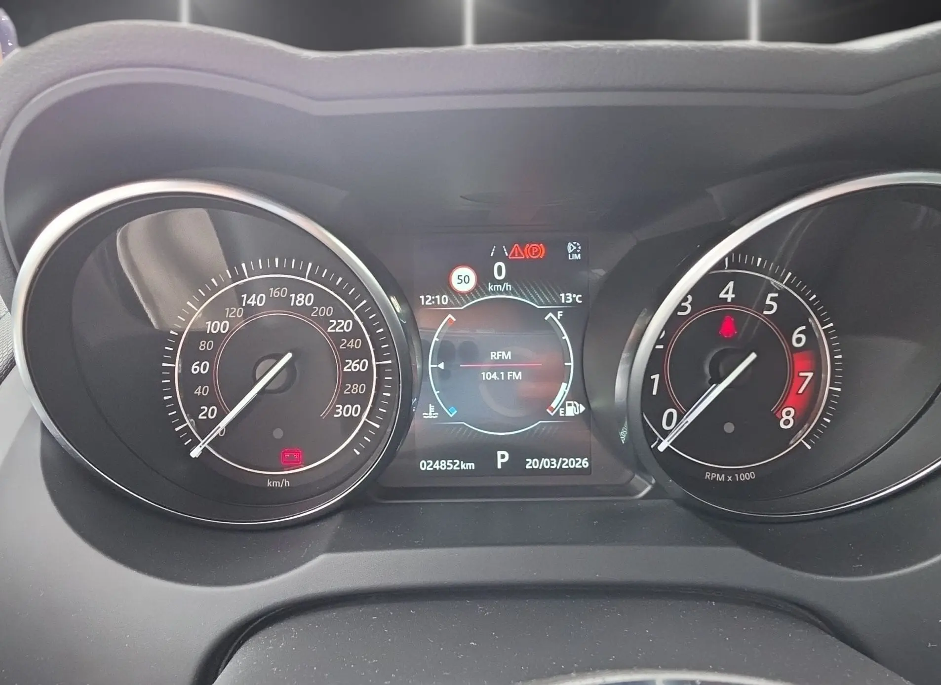 Jaguar F-Type 2.0 i4 R-Dynamic 11