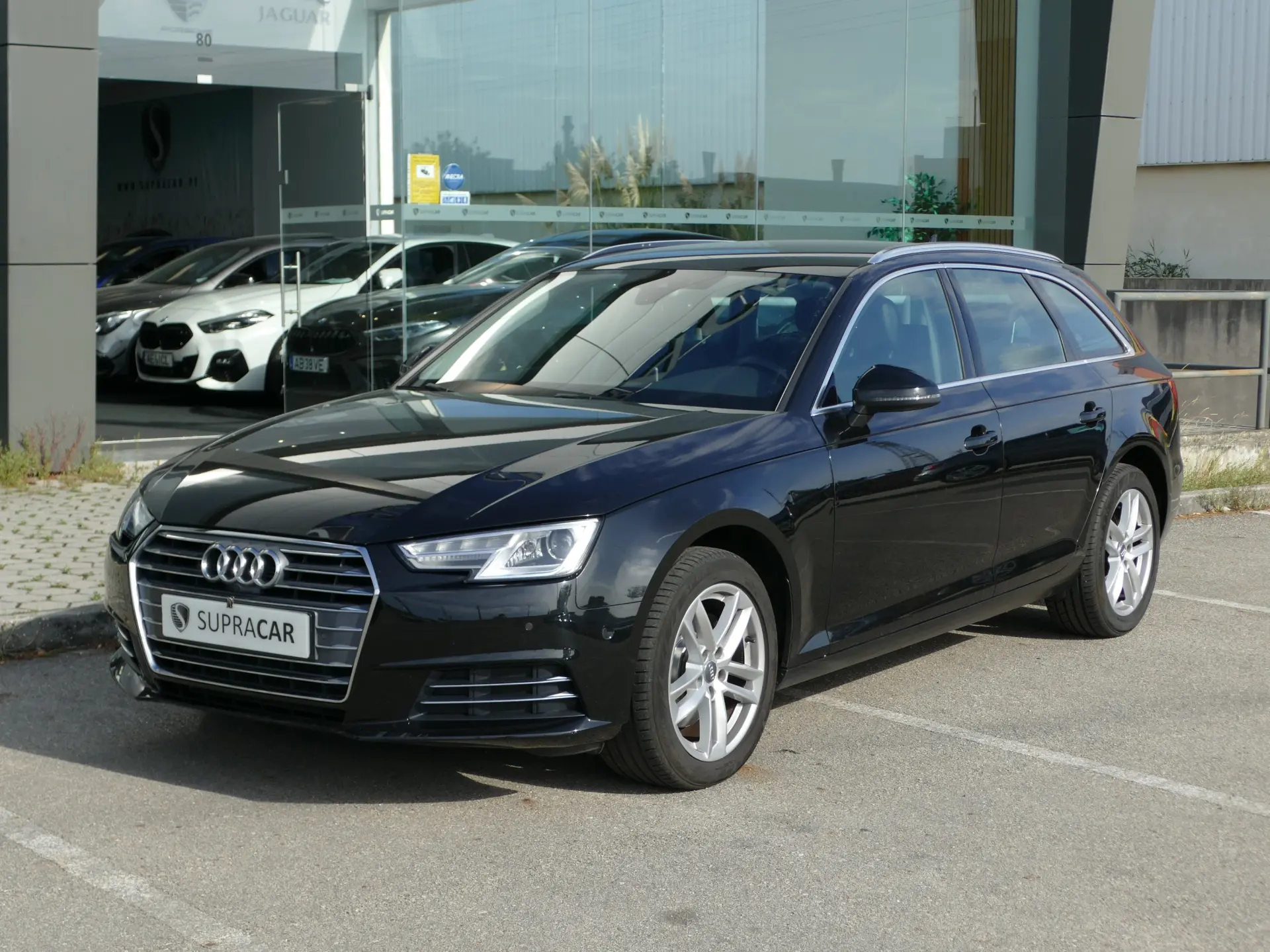 Audi A4 Avant 2.0 TDI Advance 1