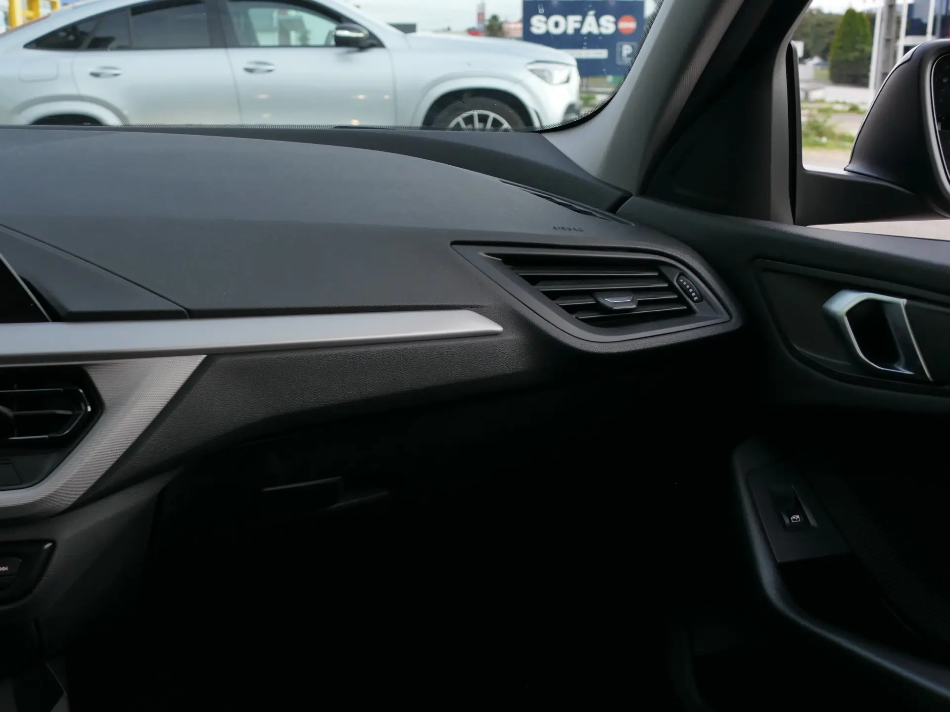 BMW 116 d Corporate Edition Auto 33