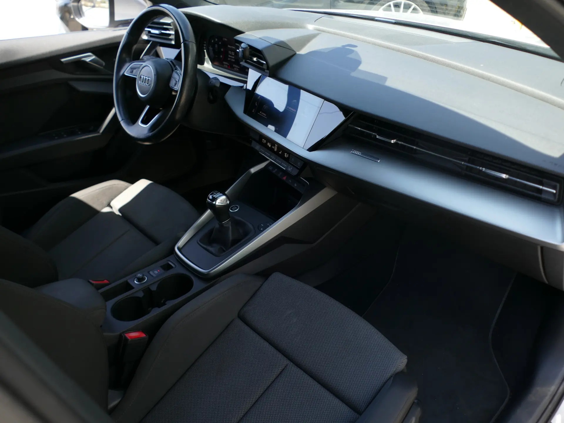 Audi A3 Limousine 30 TDI 28