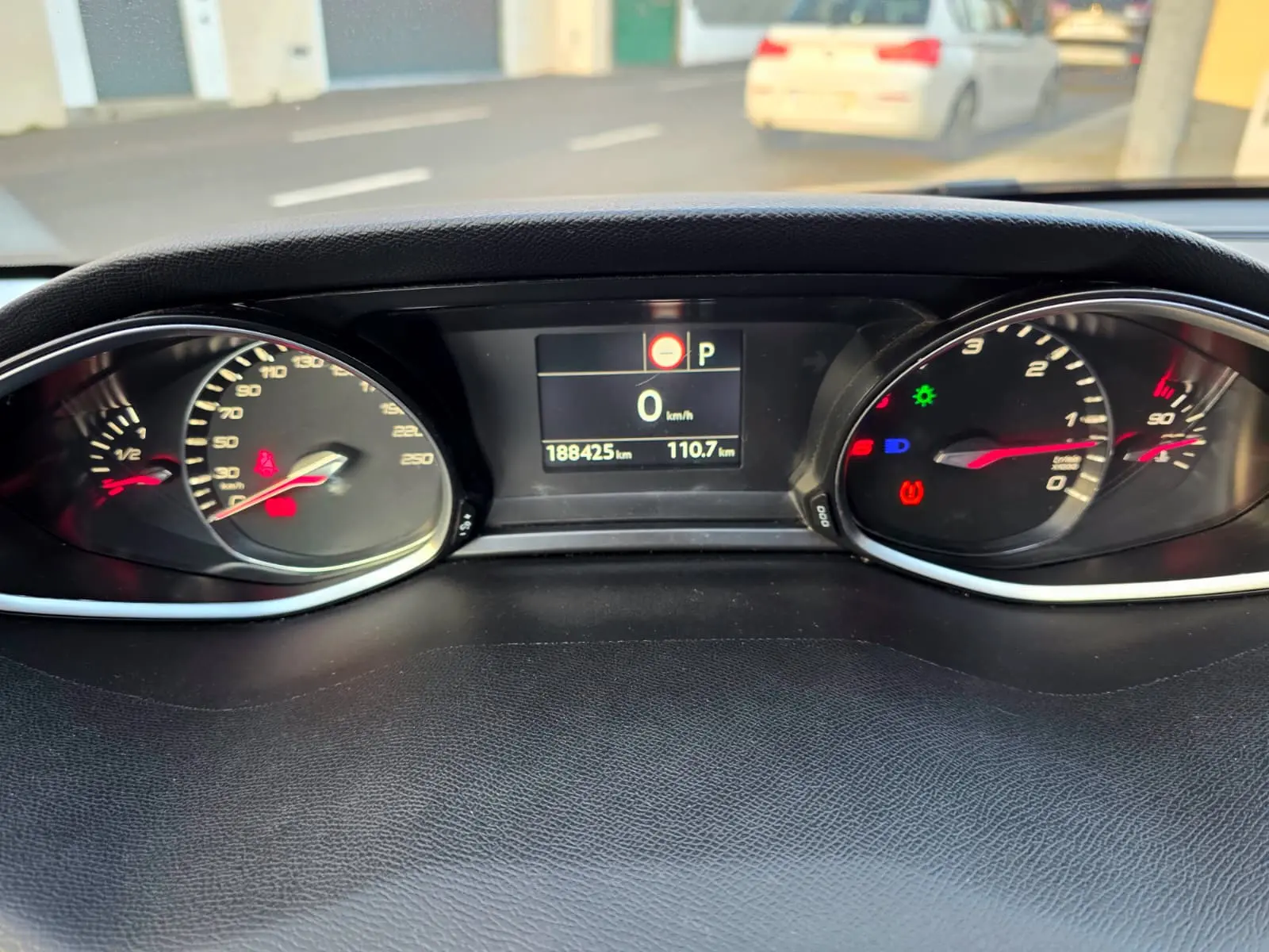 Peugeot 308 1.5 BlueHDi Style EAT8 20