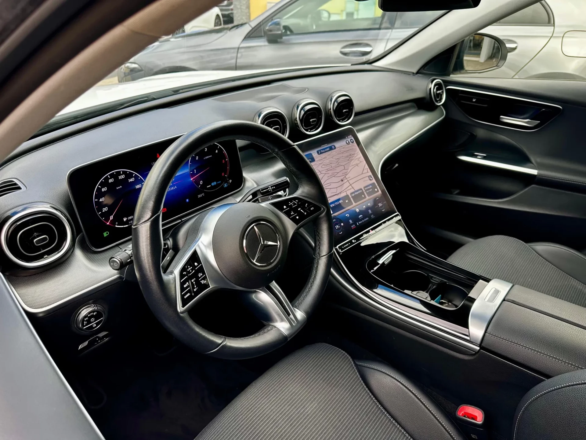 Mercedes-Benz C 220 d Avantgarde 6