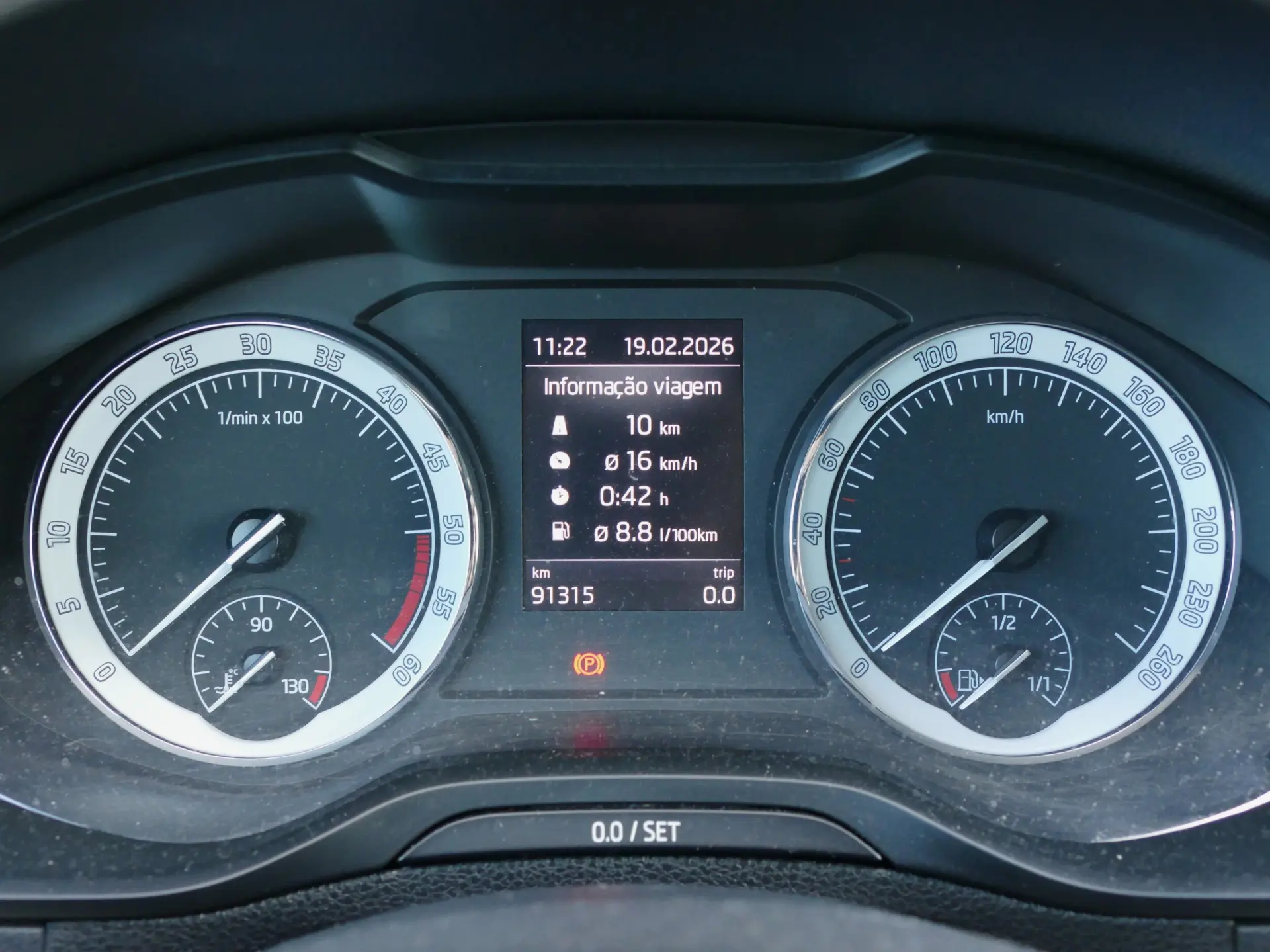 Skoda Karoq 2.0 TDI Ambition 16