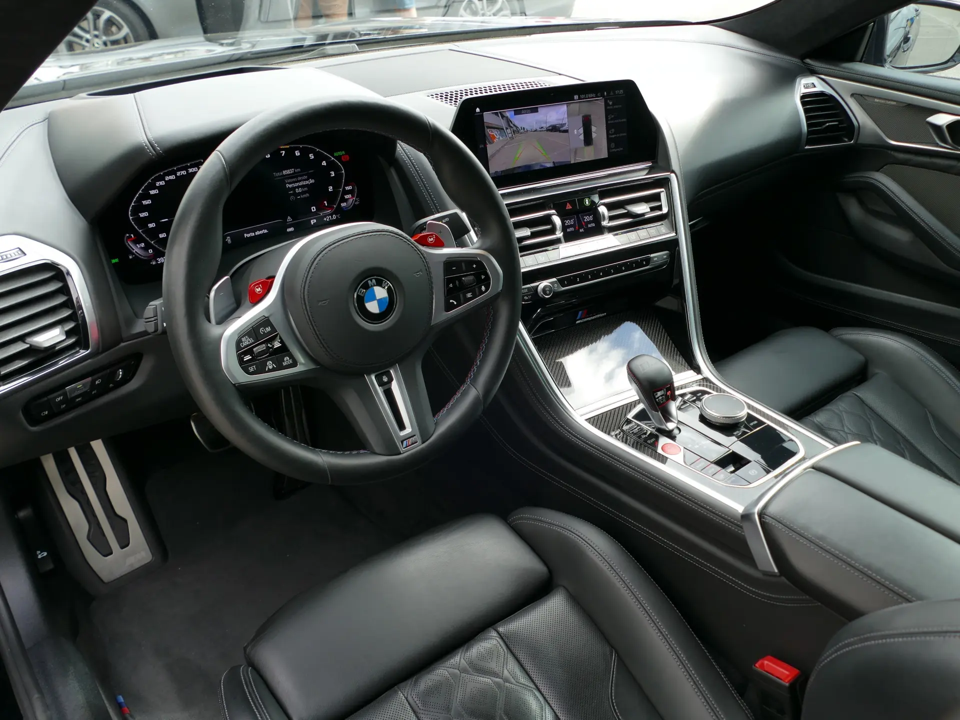 BMW M8 Competition 34