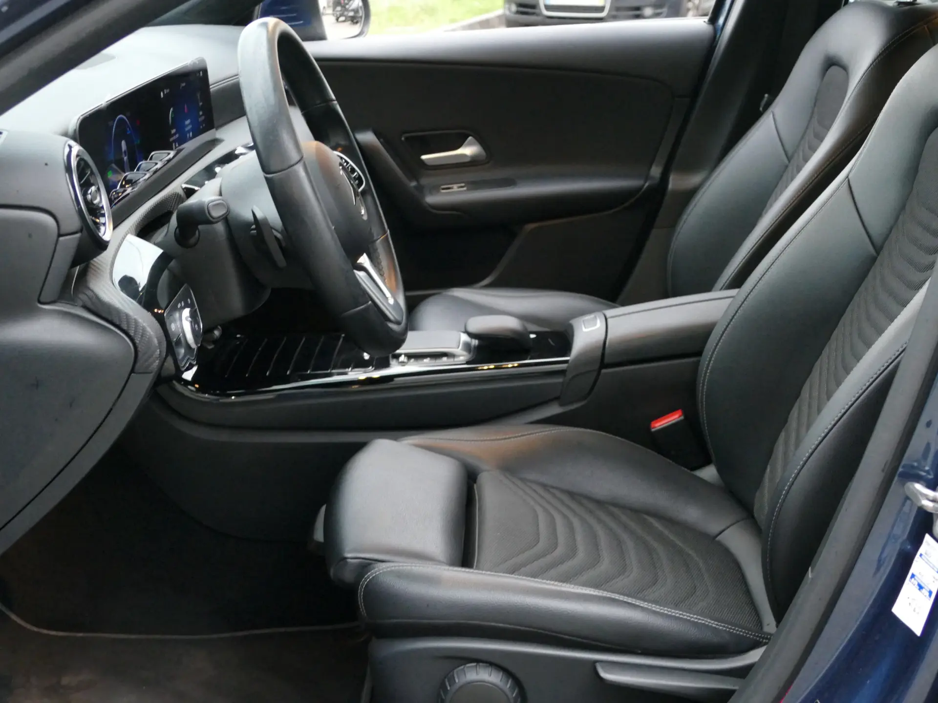 Mercedes-Benz A 250 e Style Plus 26