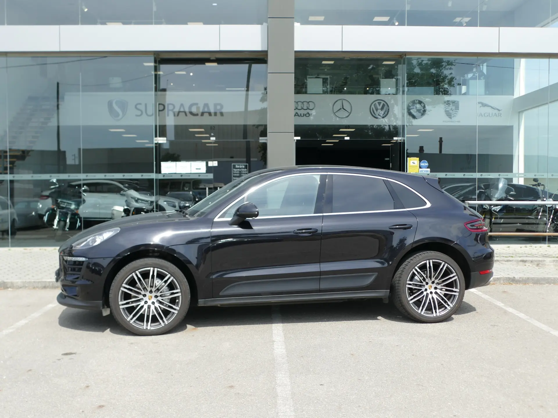 Porsche Macan S 44