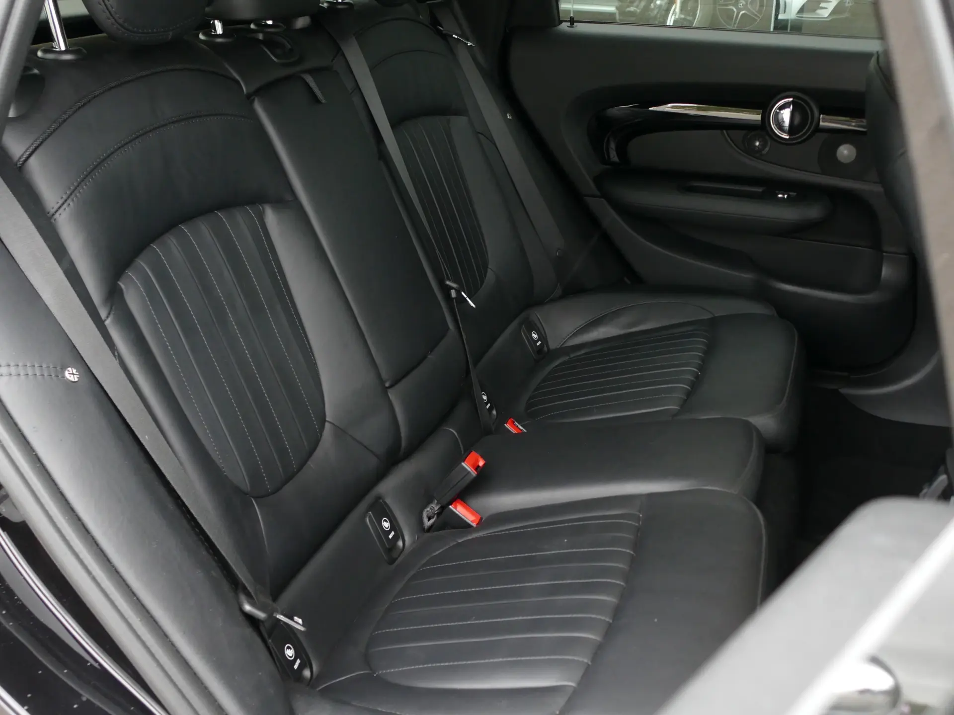 MINI Clubman John Cooper Works ALL4 Auto Desp. 34