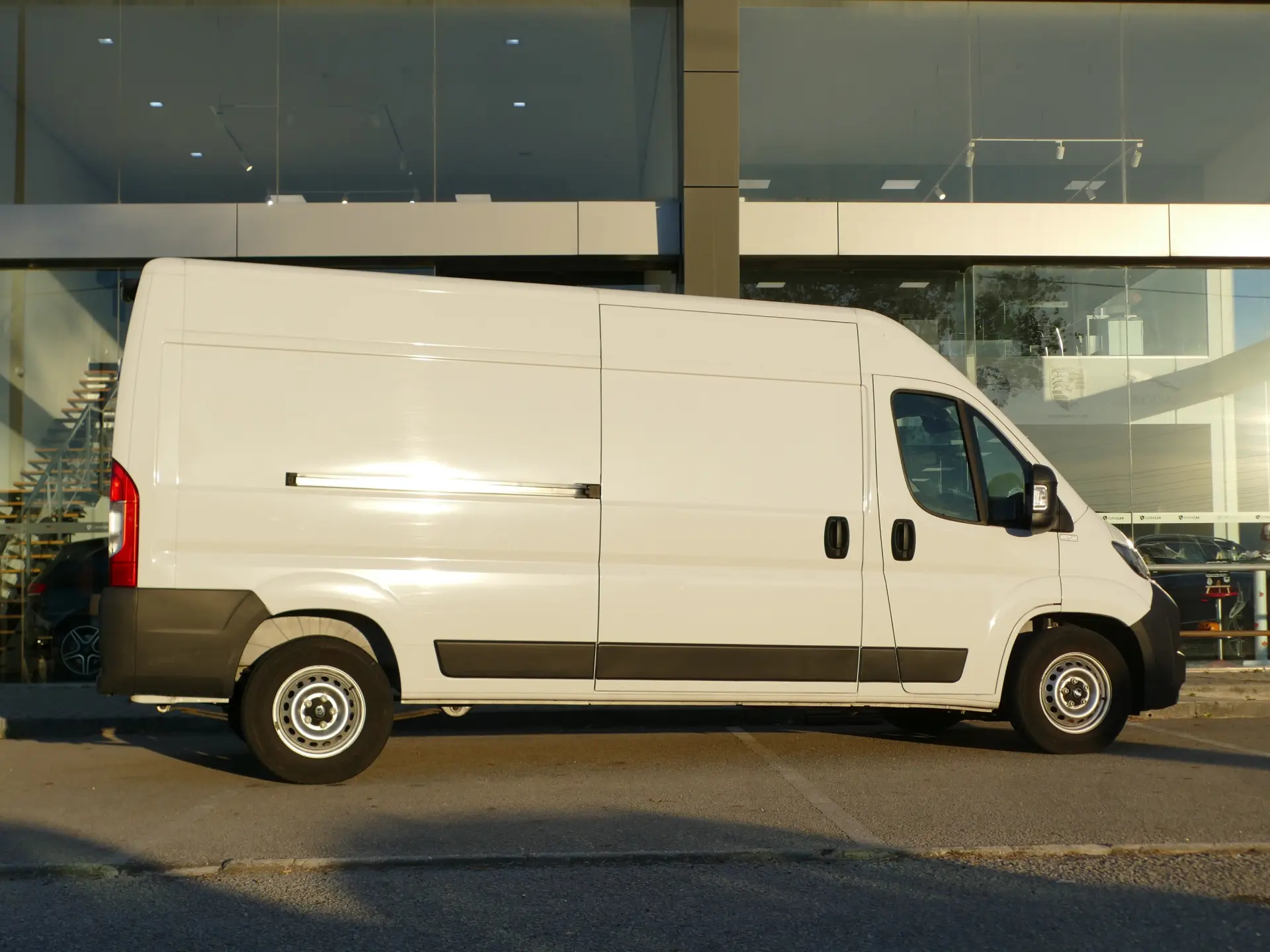 Citroen Jumper 2.2 BlueHDi 3.3T L3H2 16