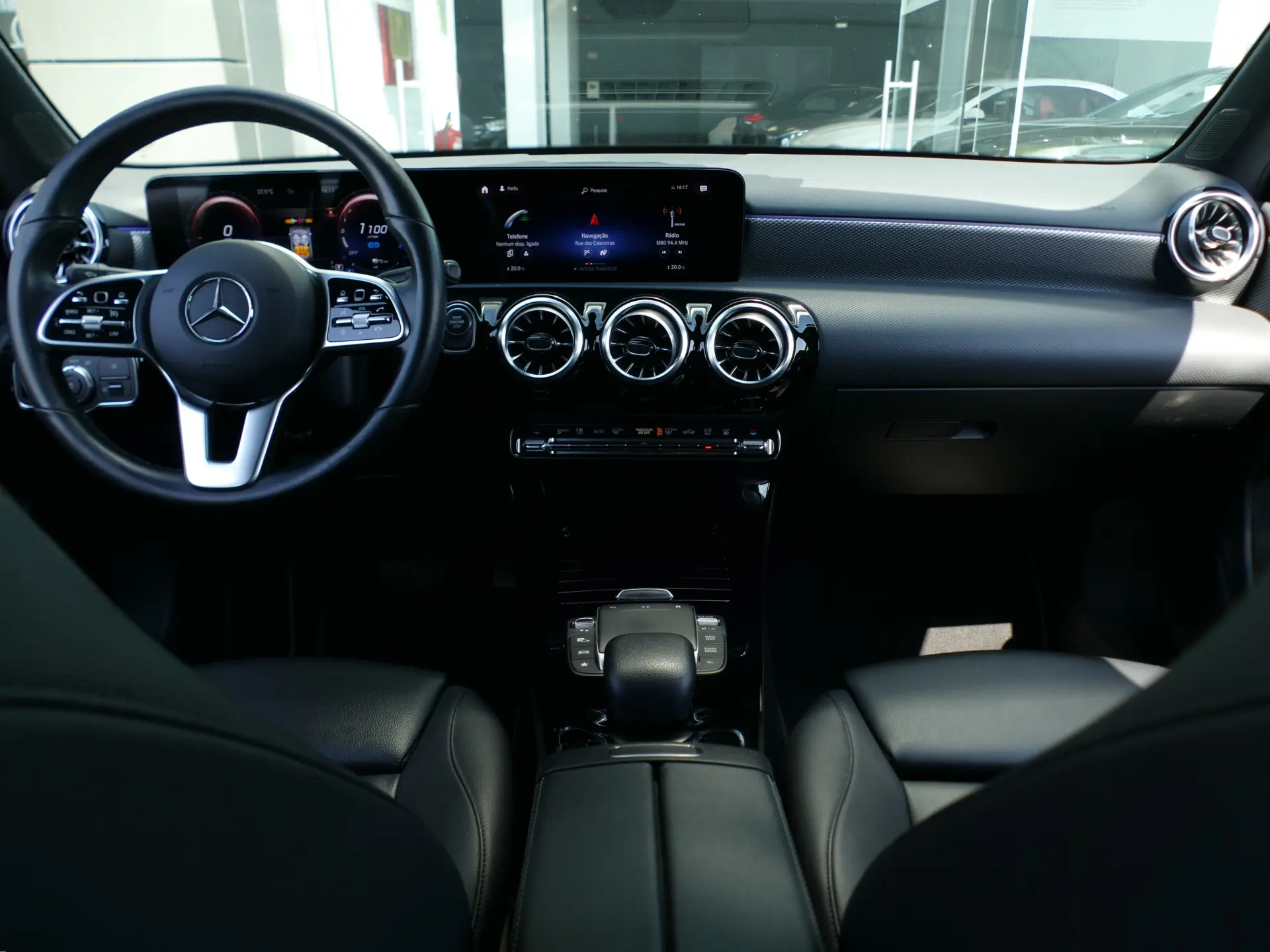 Mercedes-Benz A 250 e Progressive 36