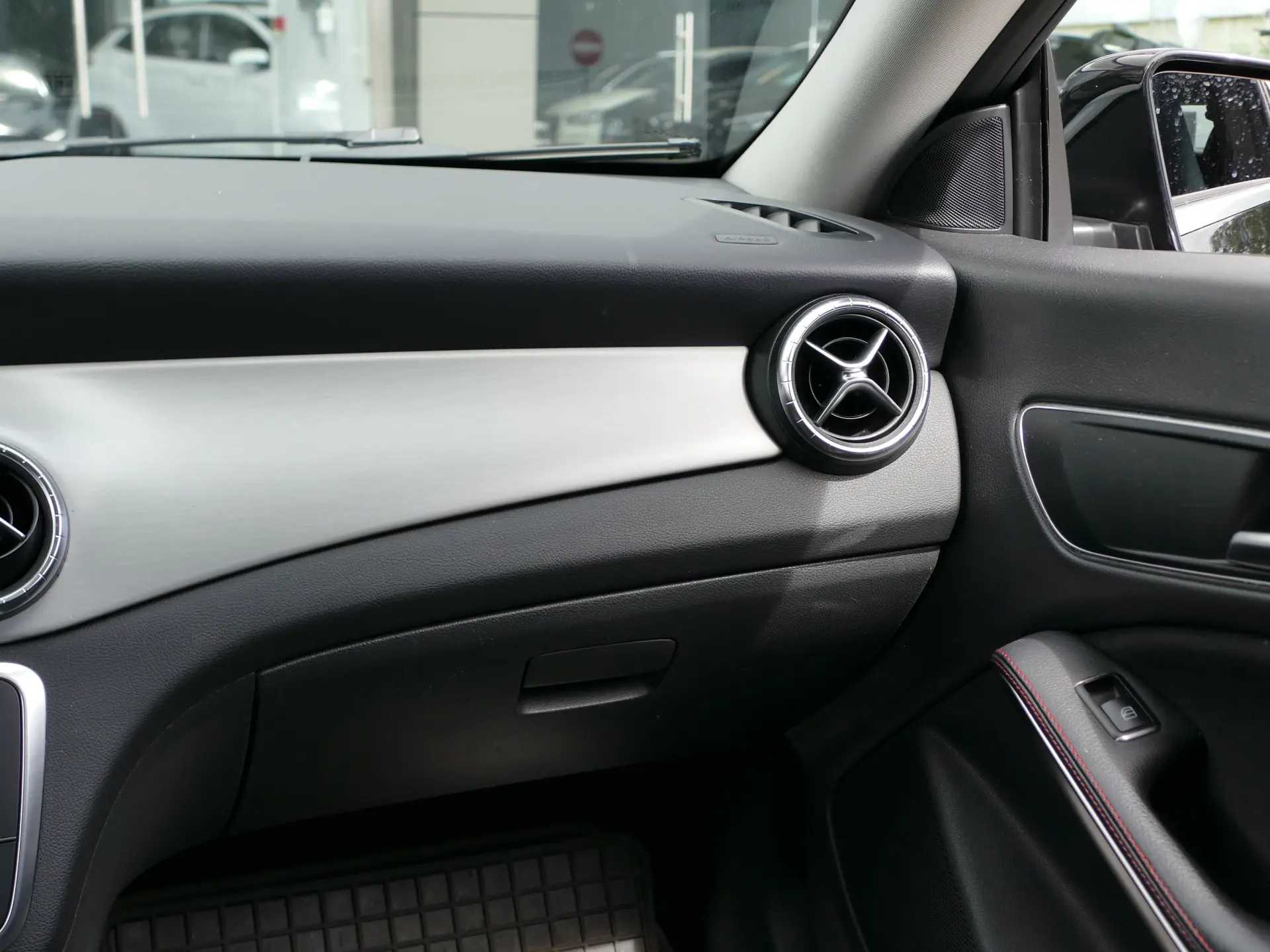 Mercedes-Benz CLA 200 d AMG Line Aut. 32