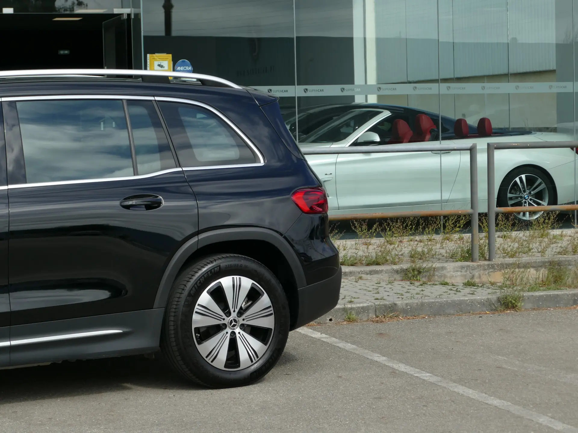 Mercedes-Benz EQB 300 4Matic Progressive 17