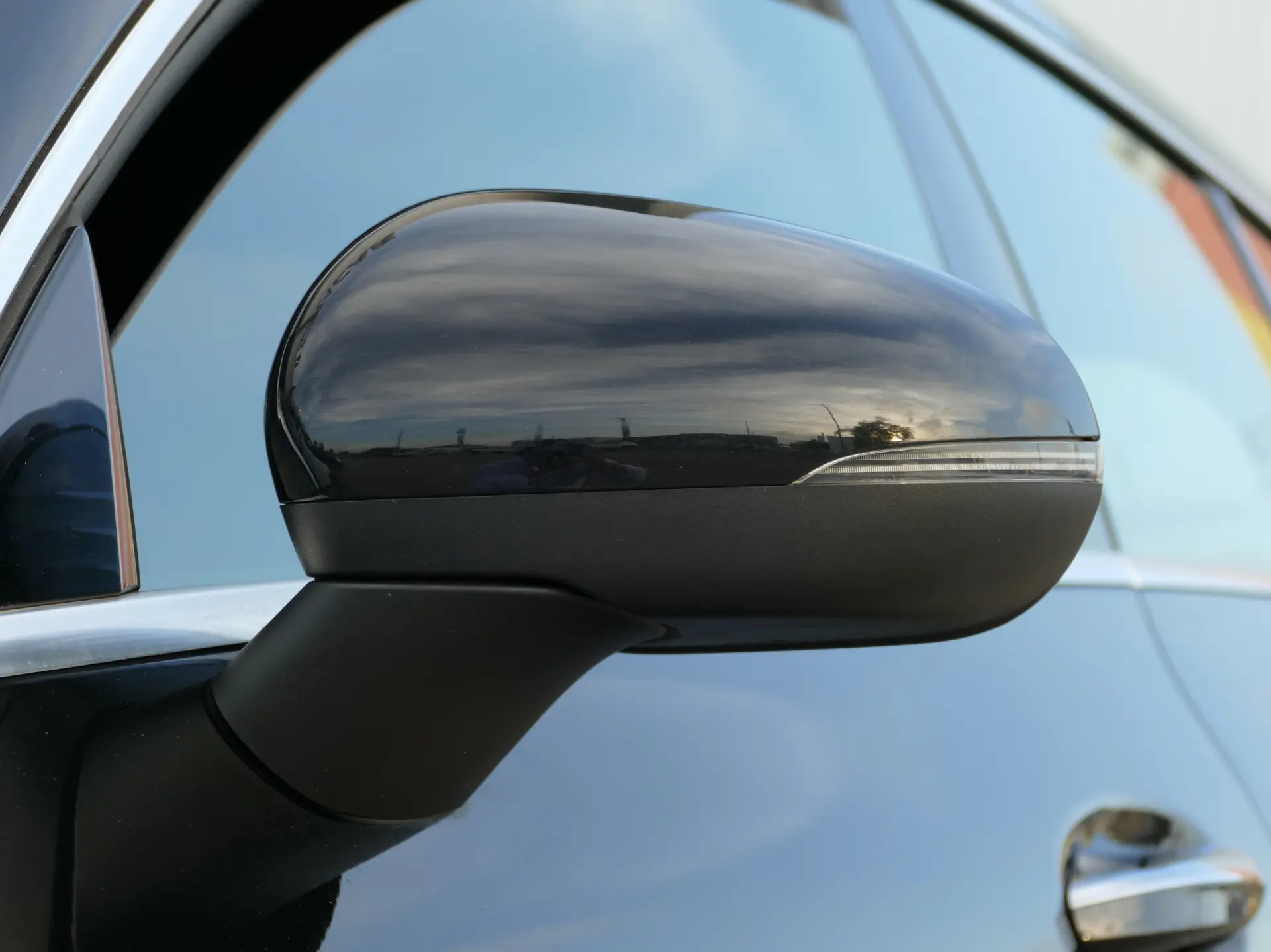 Mercedes-Benz CLA 250 e Shooting Brake AMG Line 7