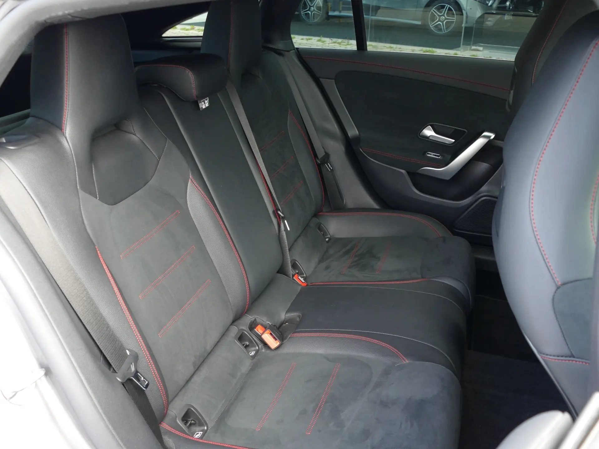 Mercedes-Benz CLA 250 e Shooting Brake AMG Line 29