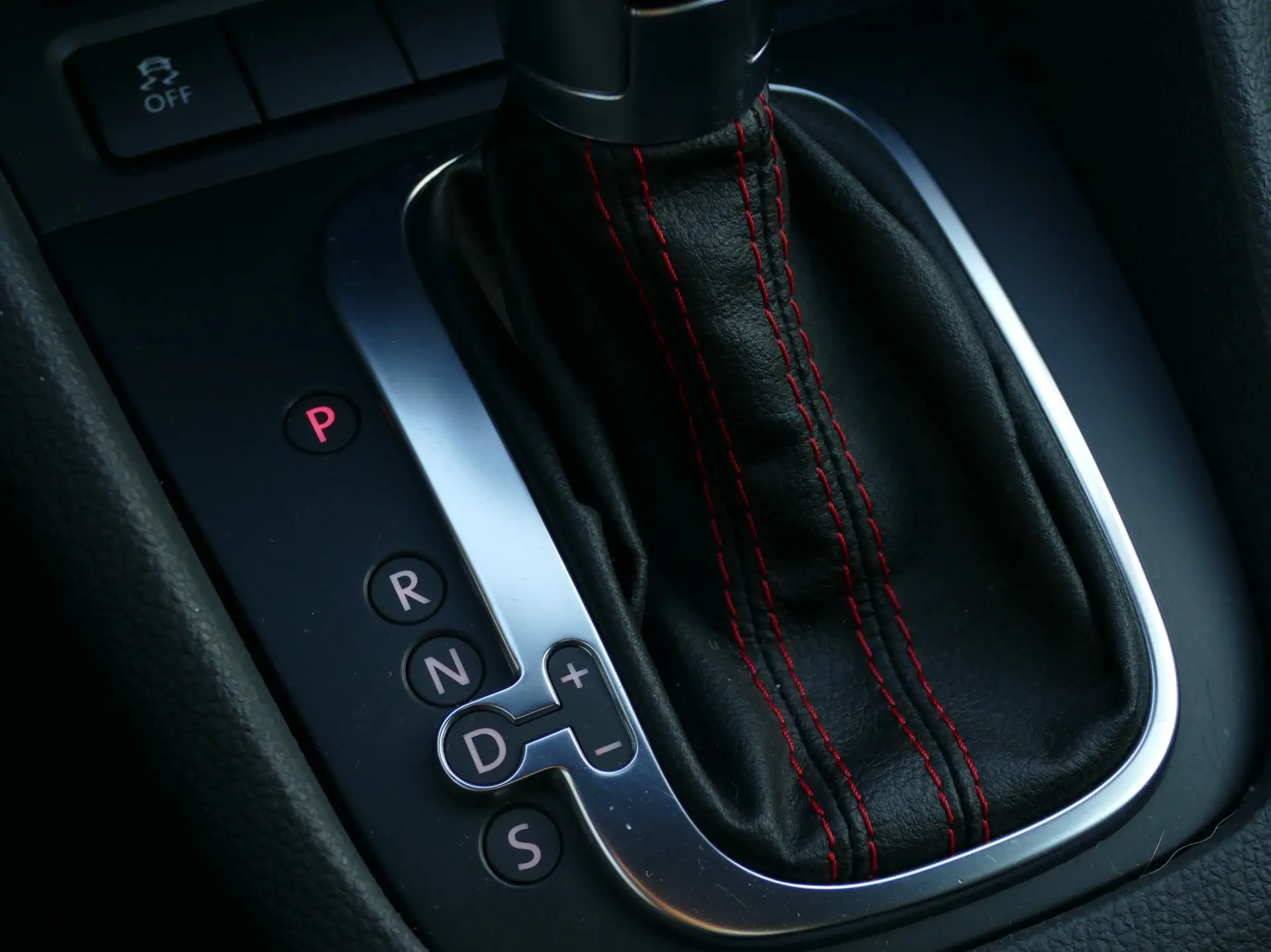 Volkswagen Golf 2.0 TSi GTI DSG 22