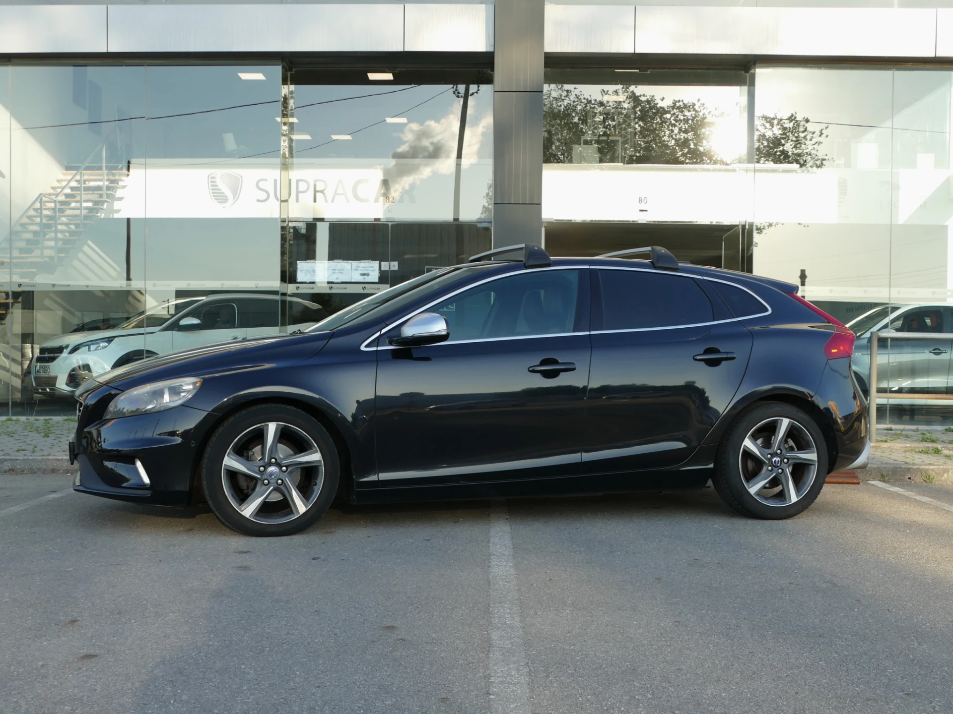 Volvo V40 2.0 D2 R-Design Momentum 37