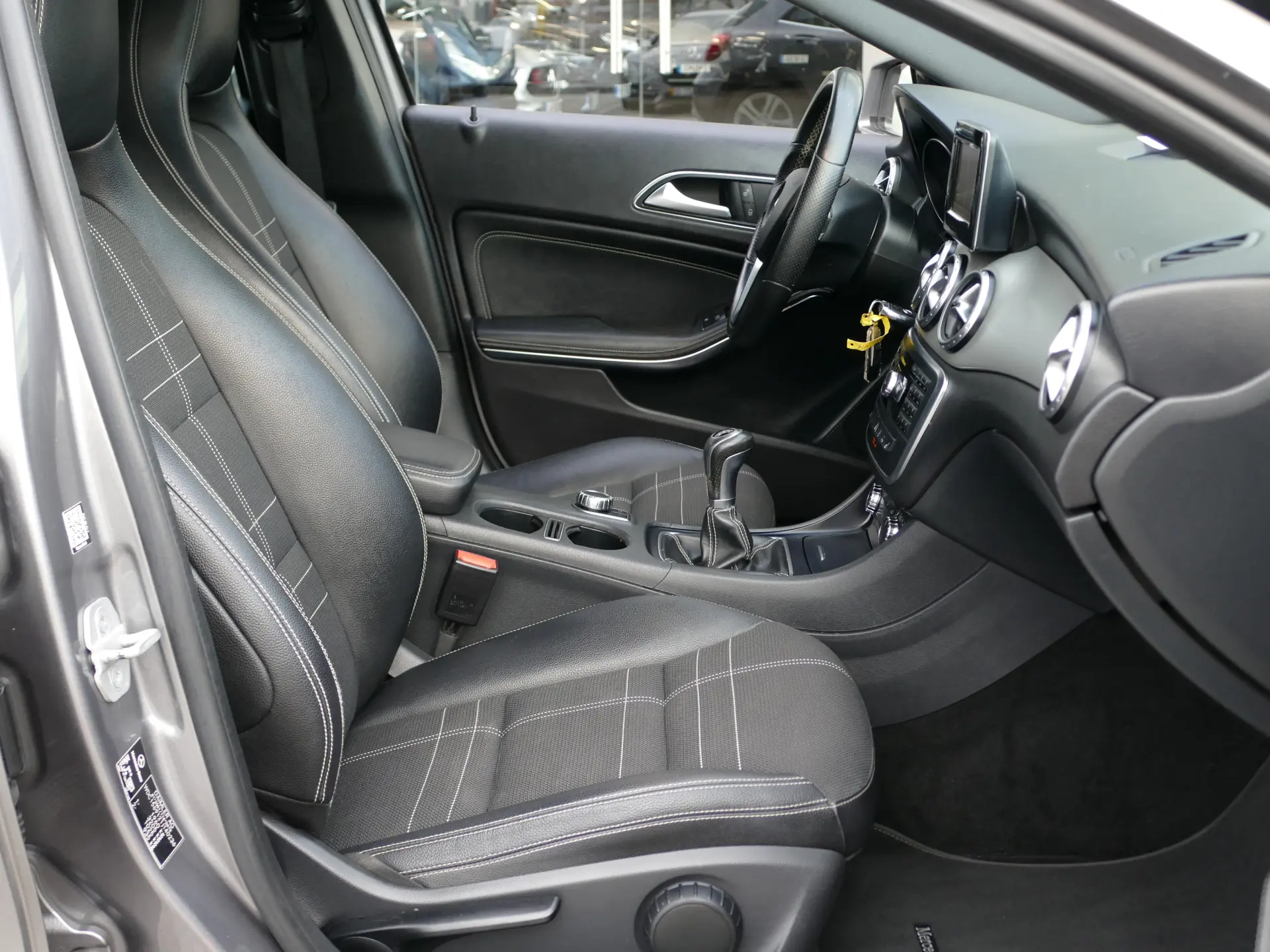 Mercedes-Benz GLA 180 CDi Urban 26