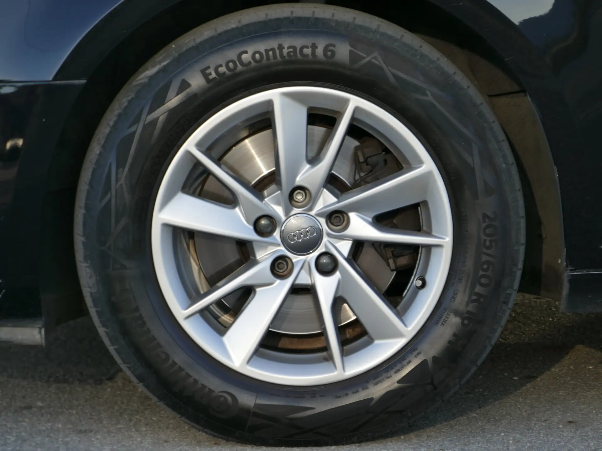 Audi A4 Avant 2.0 TDI 7