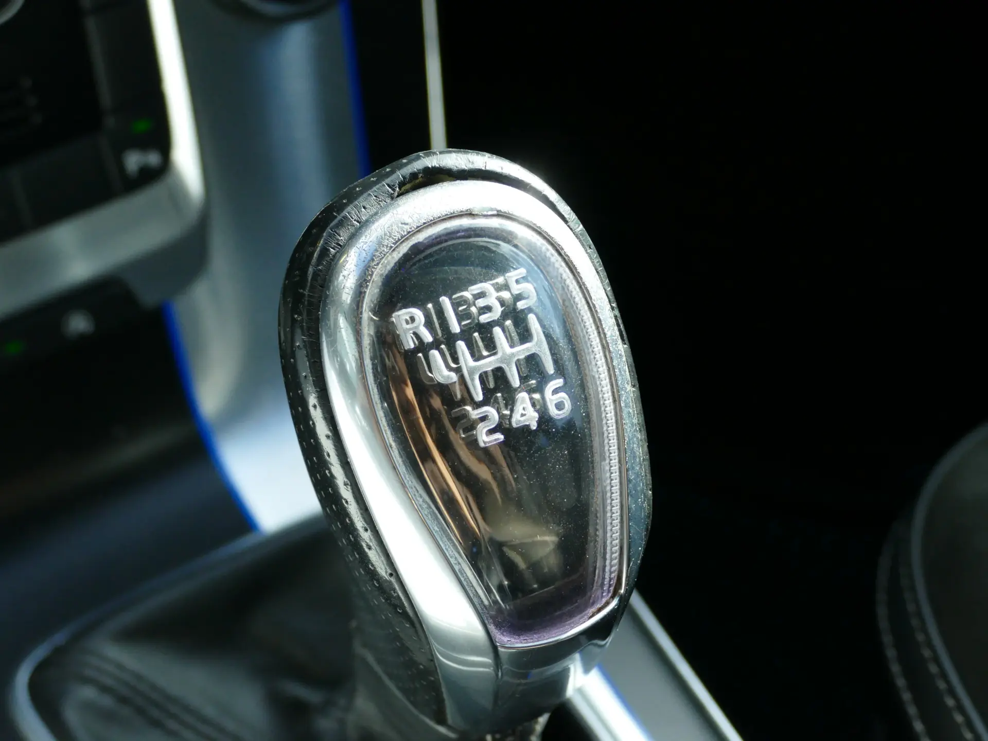 Volvo V40 1.6 D2 R-Design 22