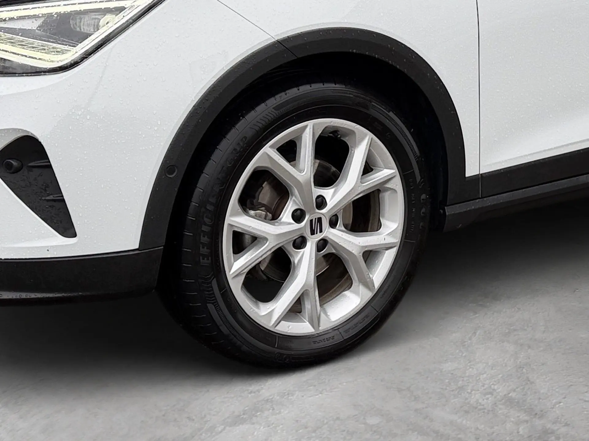 SEAT Arona 1.0 TSI FR 8